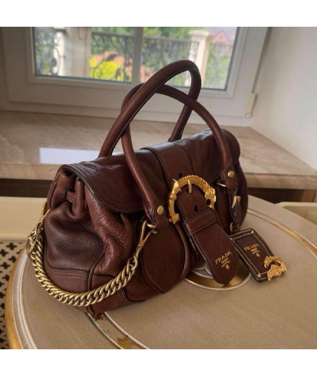 PRADA Коричневая кожаная сумка с короткими ручками, фото 2