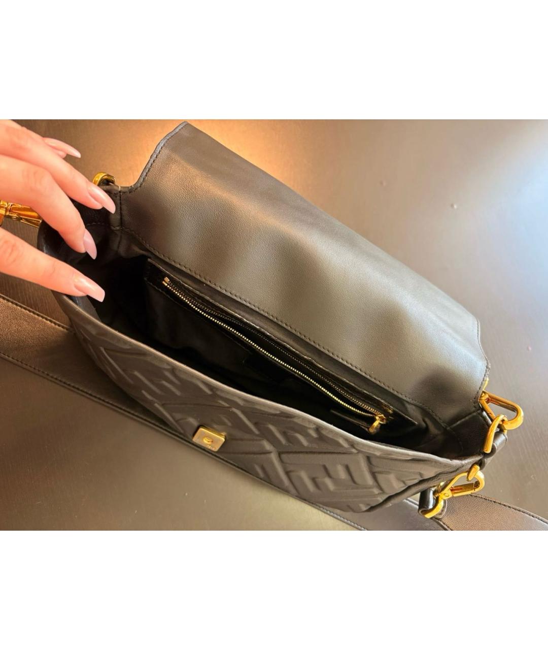 FENDI Черная кожаная сумка с короткими ручками, фото 4