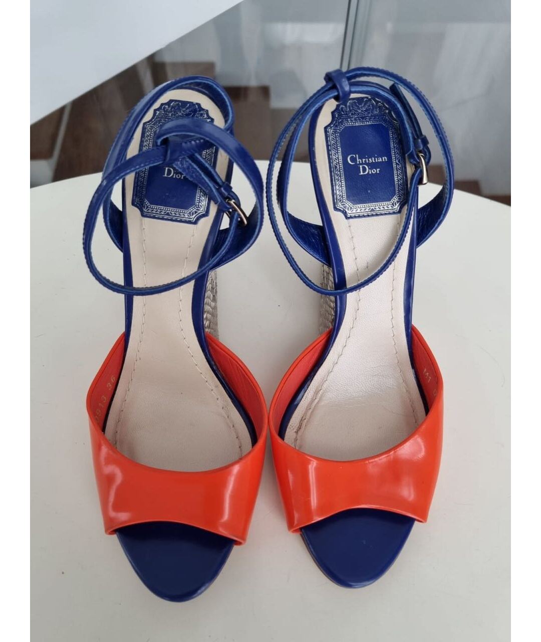 CHRISTIAN DIOR Босоножки из лакированной кожи, фото 2