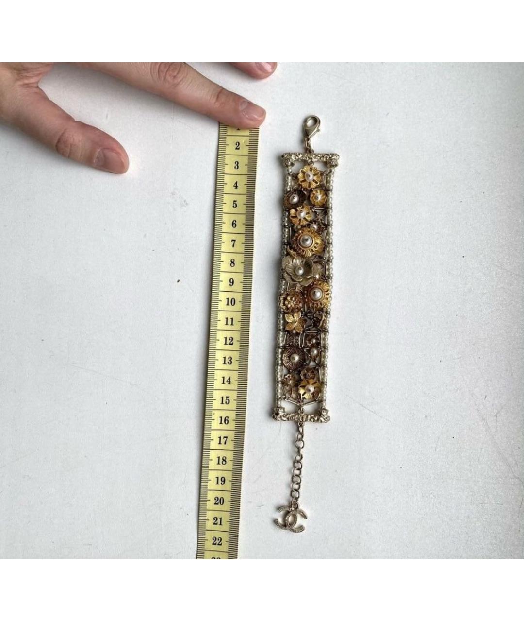 CHANEL Золотой металлический браслет, фото 2