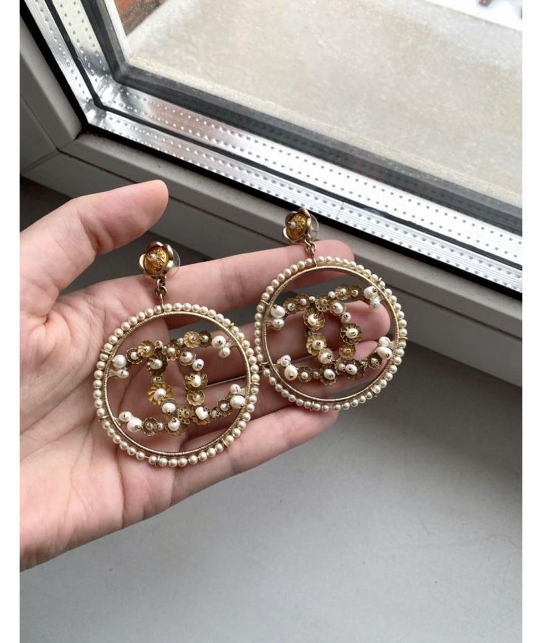 CHANEL Золотые металлические серьги, фото 4