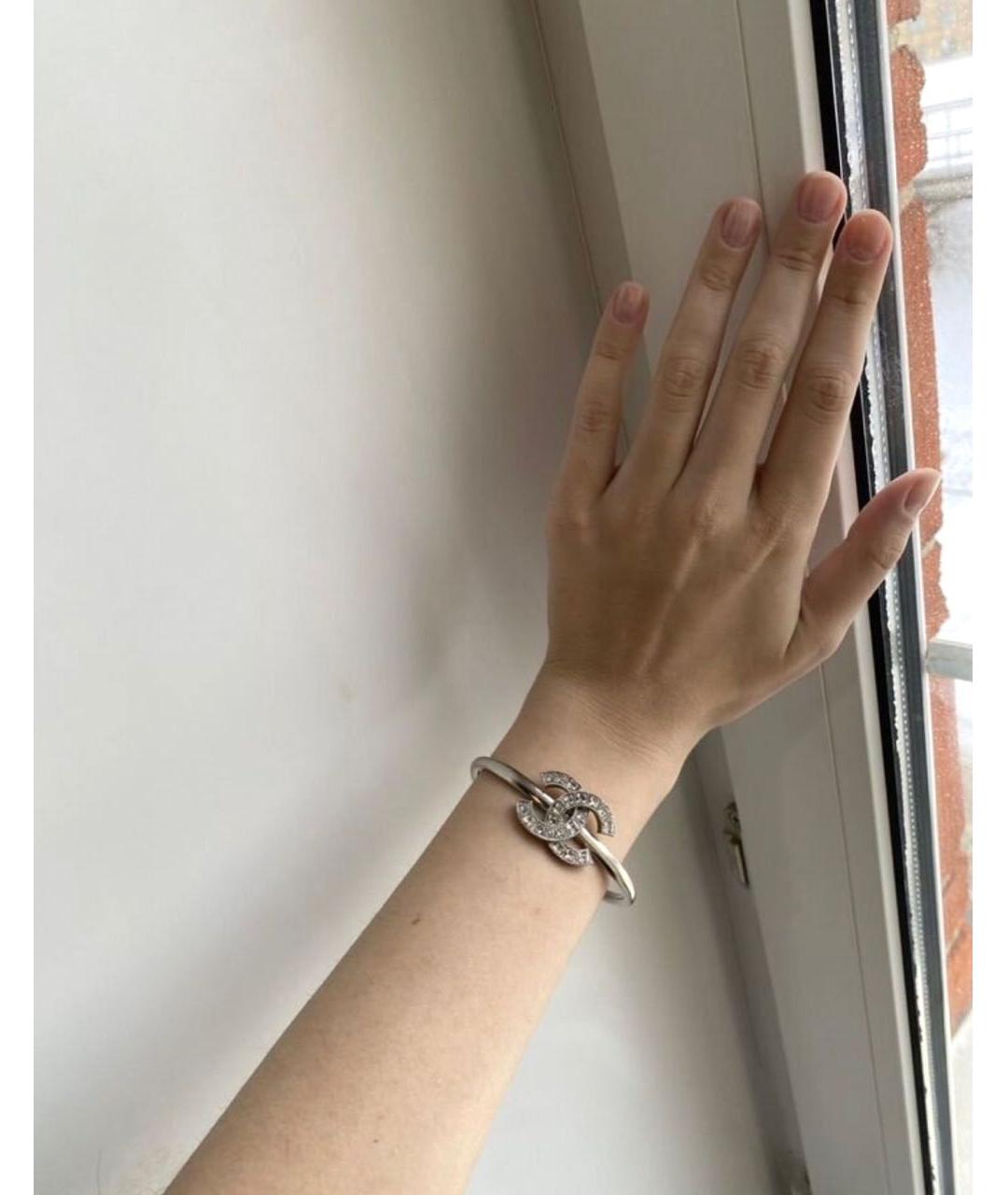 CHANEL Серебрянный металлический браслет, фото 3