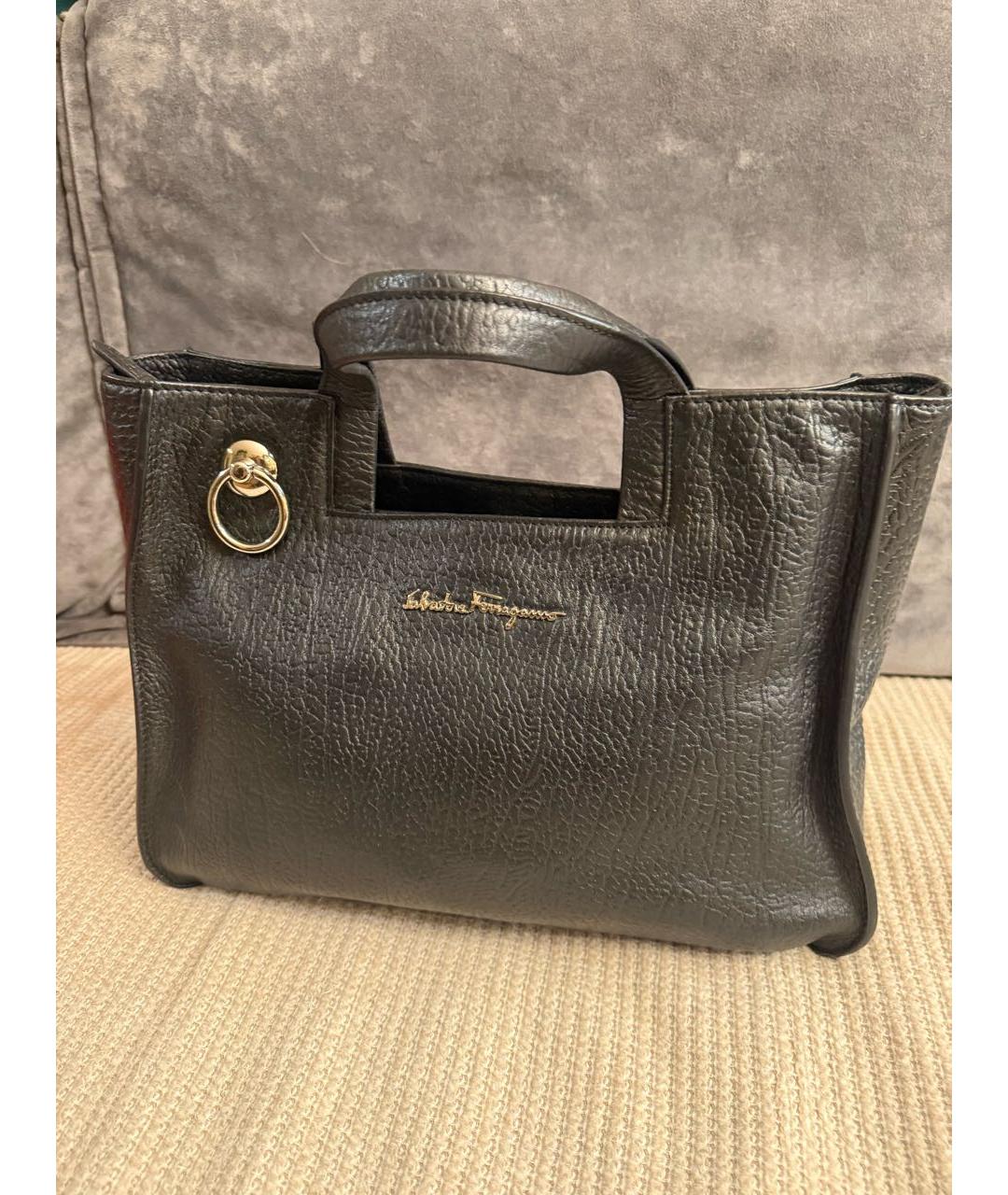 FERRAGAMO Черная кожаная сумка тоут, фото 7