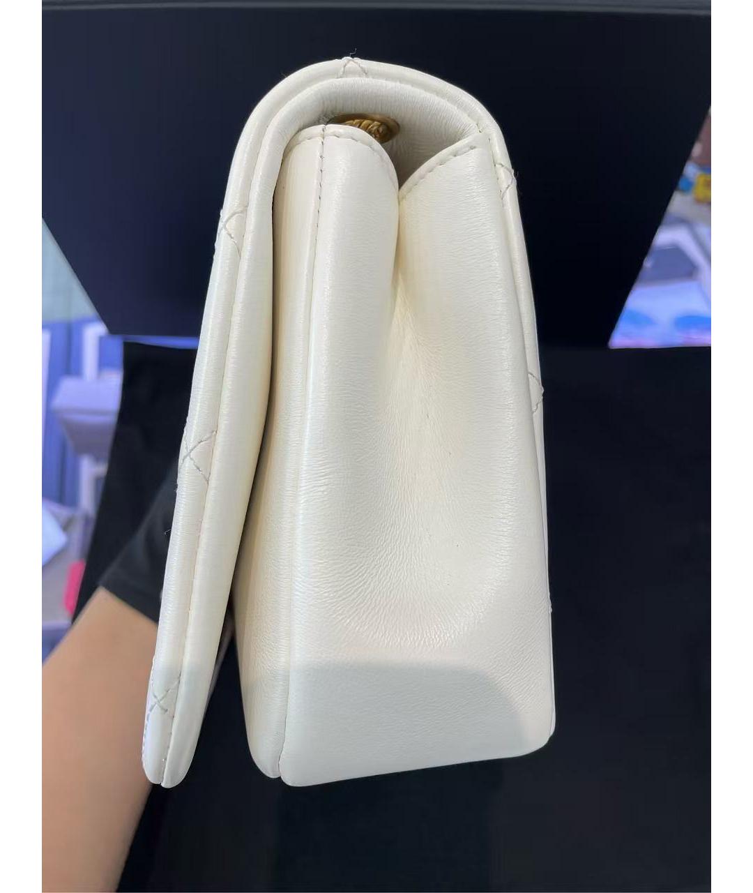 CHANEL Белая кожаная сумка через плечо, фото 5