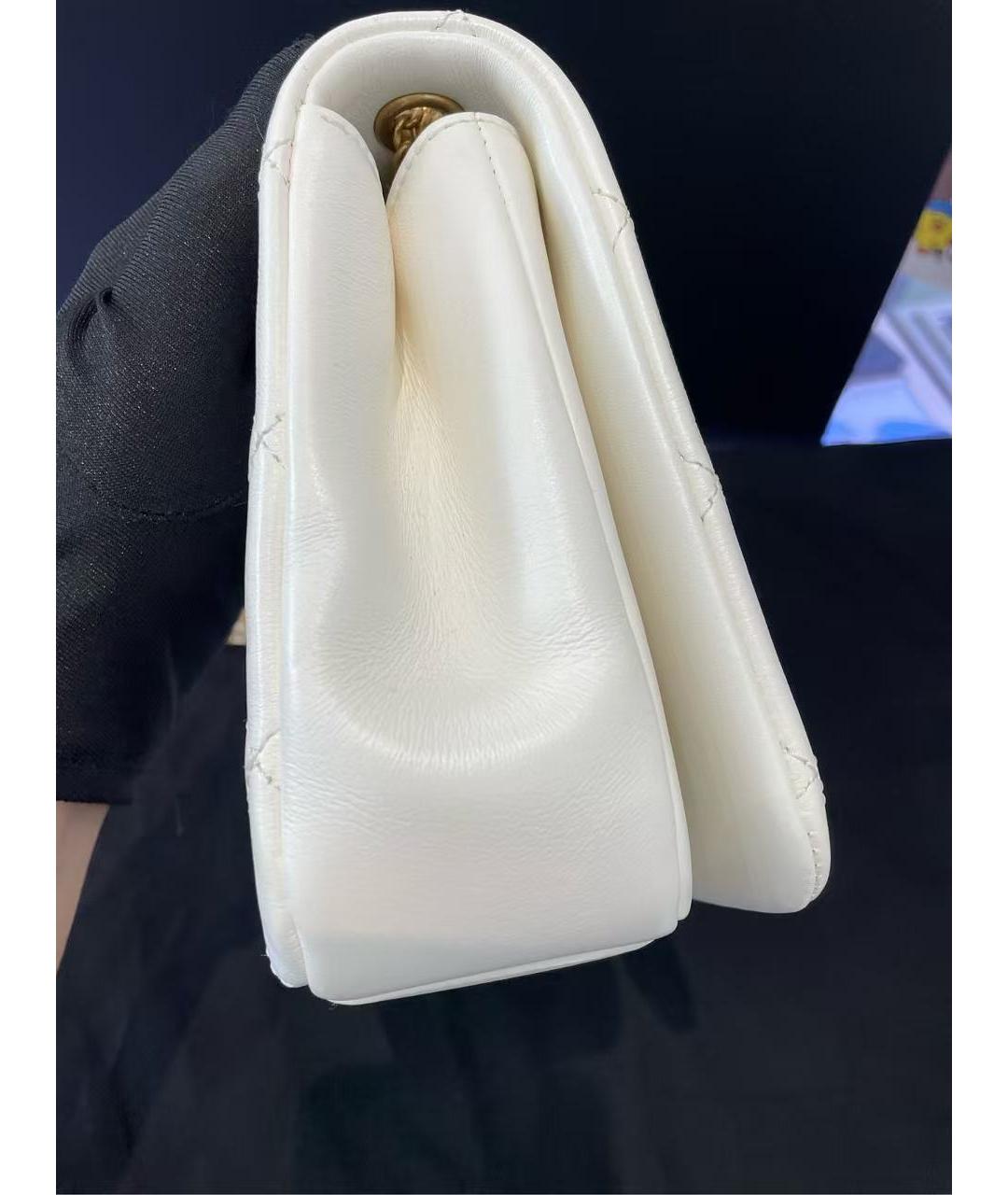 CHANEL Белая кожаная сумка через плечо, фото 6