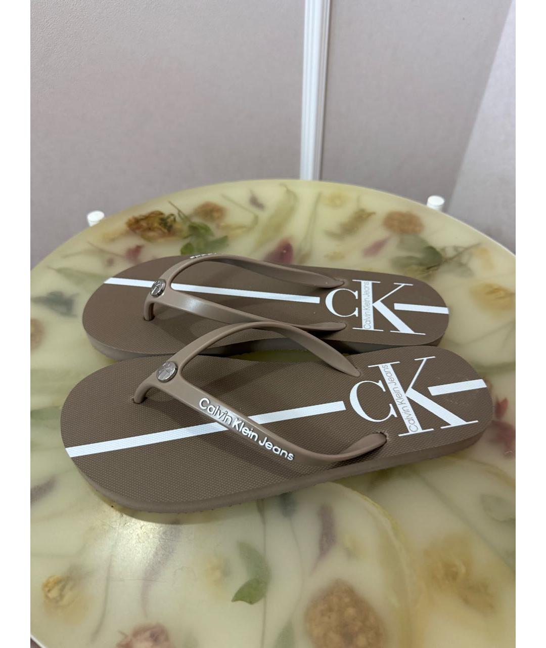 CALVIN KLEIN Коричневые резиновые шлепанцы, фото 5