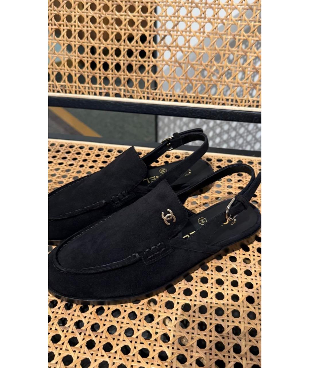 CHANEL Черные кожаные лоферы, фото 4
