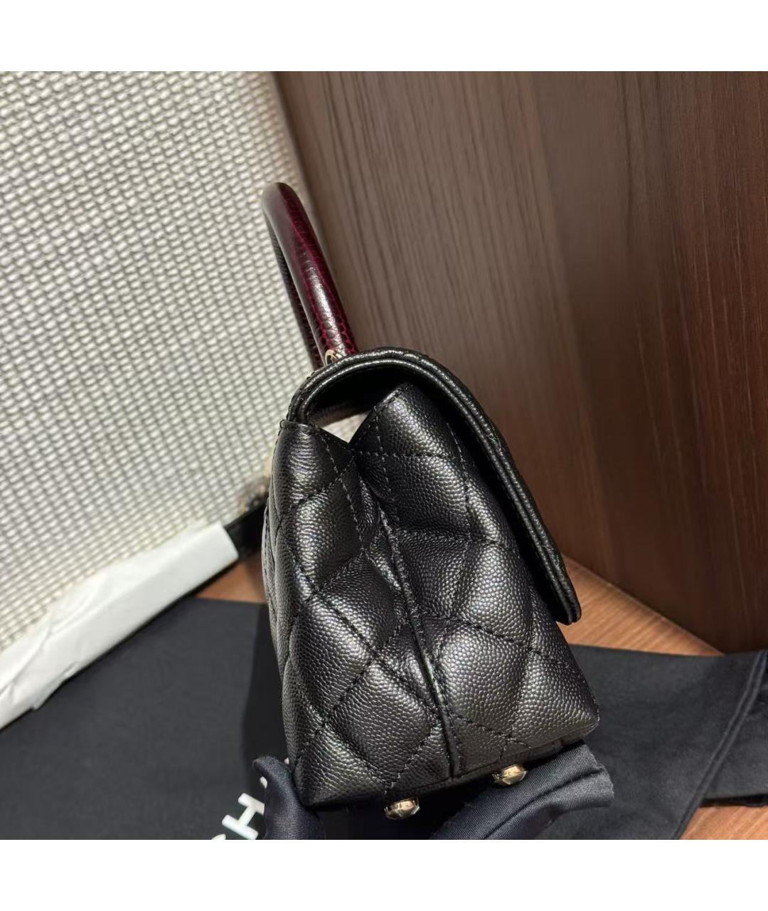 CHANEL Черная кожаная сумка через плечо, фото 4