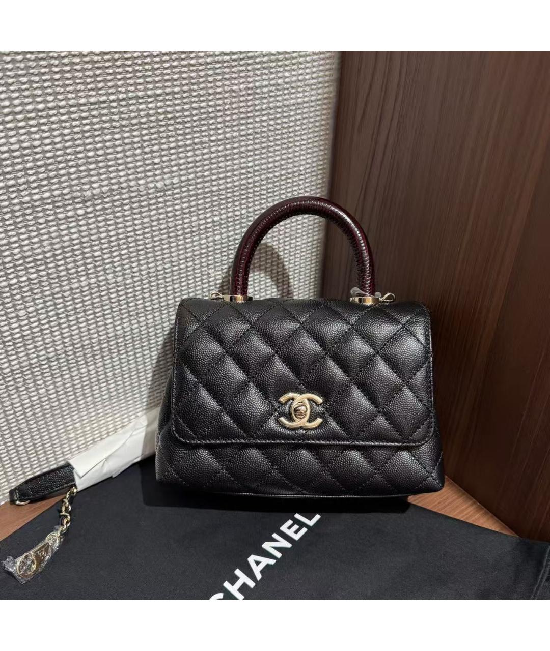 CHANEL Черная кожаная сумка через плечо, фото 2