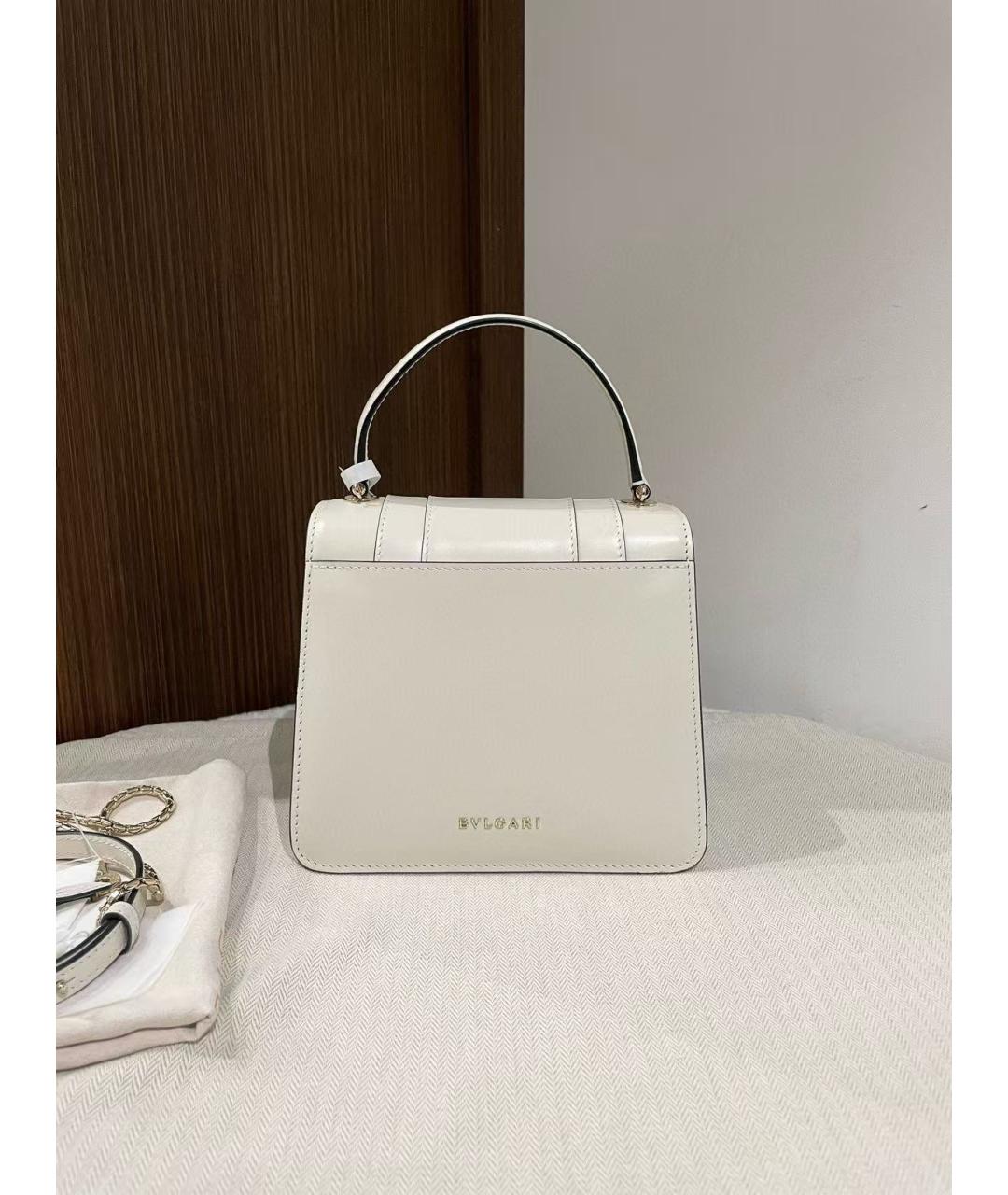 BVLGARI Белая кожаная сумка с короткими ручками, фото 3