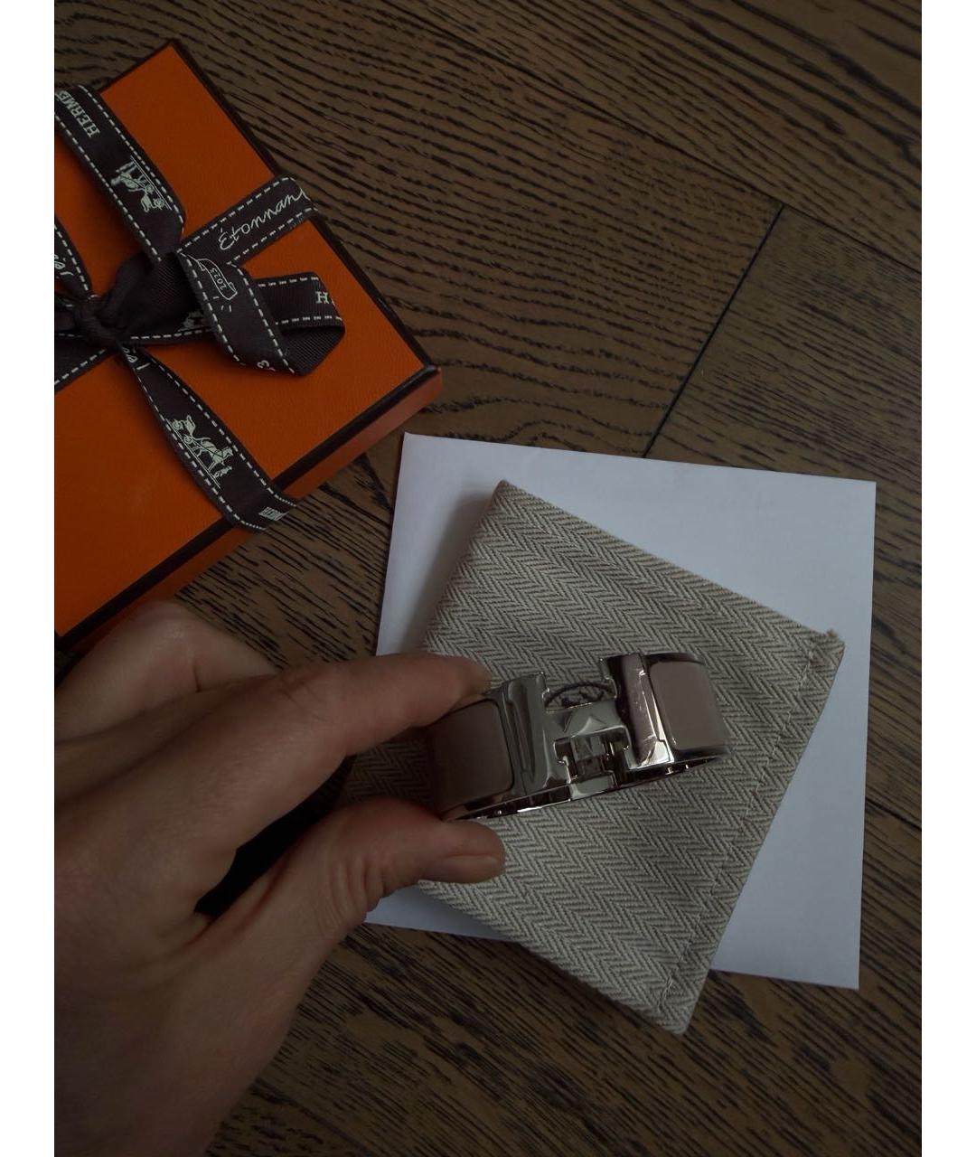 HERMES Бежевый металлический браслет, фото 3