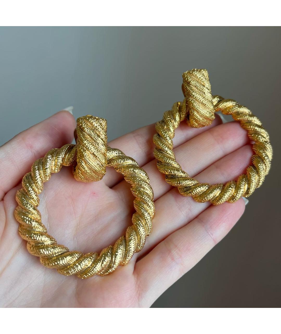 CHANEL Золотые металлические клипсы, фото 8