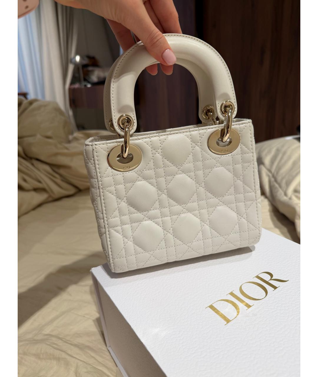 CHRISTIAN DIOR Белая кожаная сумка через плечо, фото 4