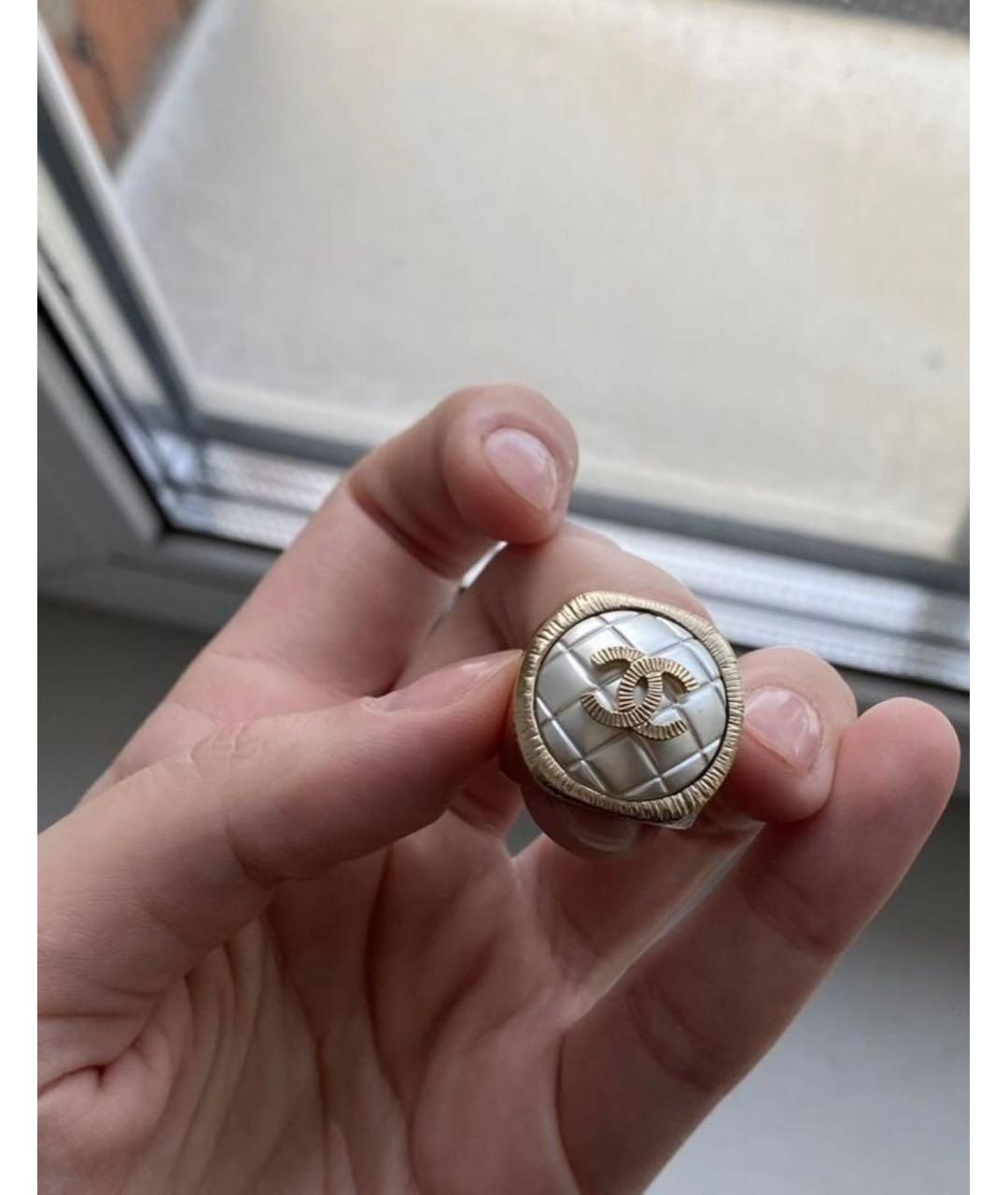 CHANEL Золотое металлическое кольцо, фото 6