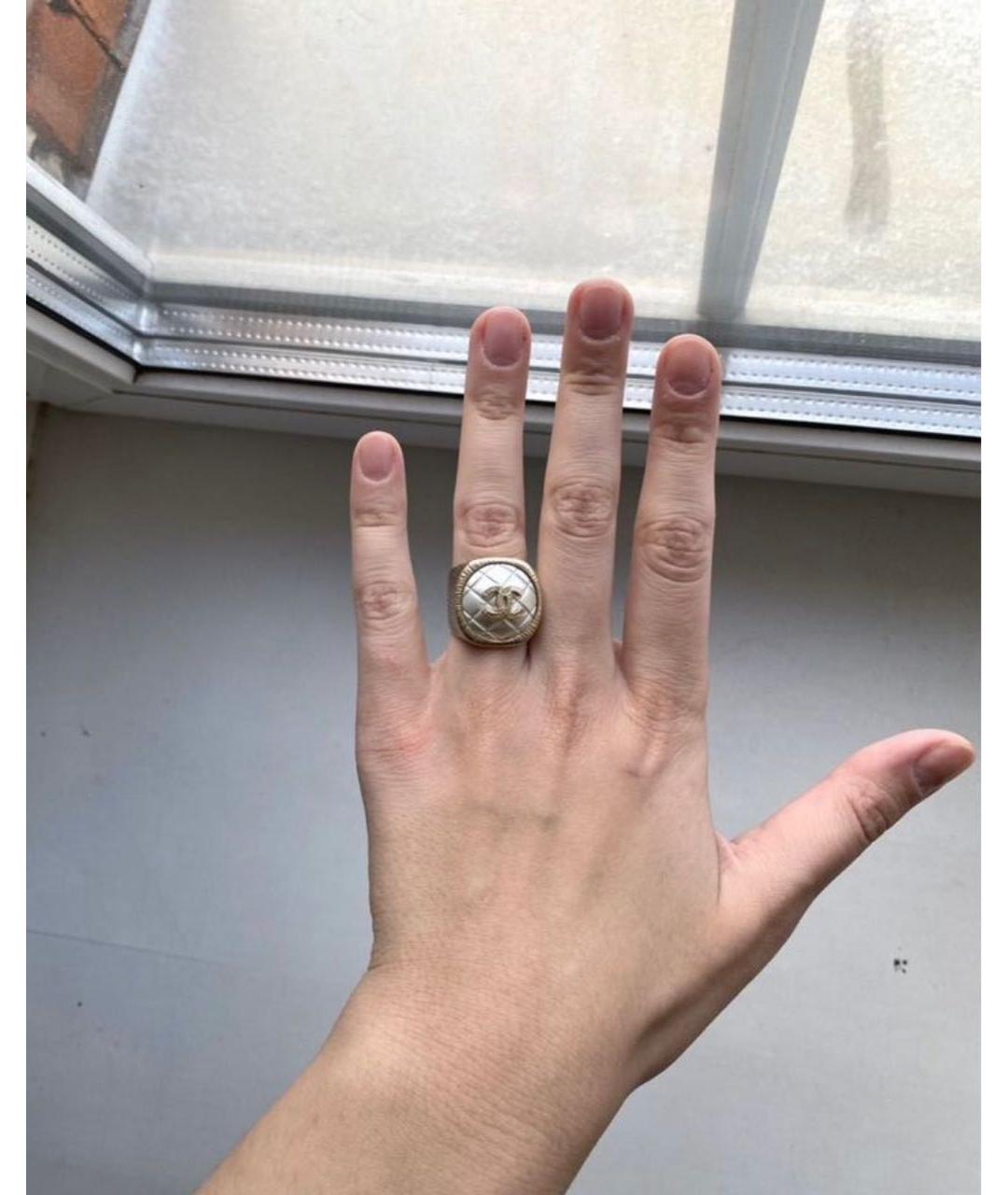 CHANEL Золотое металлическое кольцо, фото 8