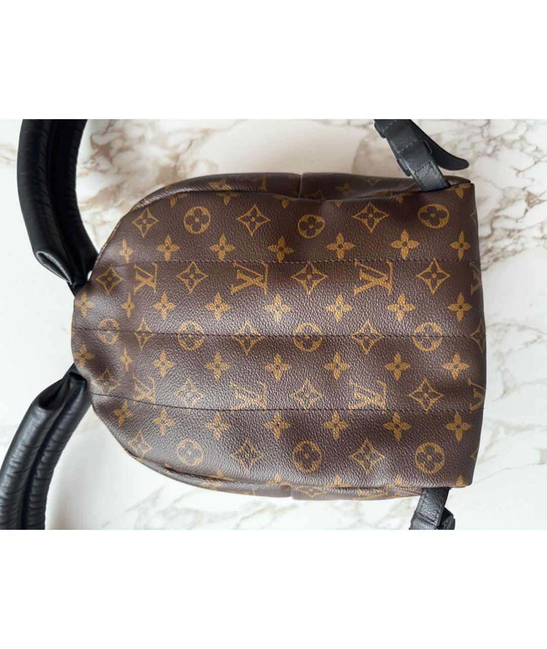 LOUIS VUITTON Коричневый кожаный рюкзак, фото 3