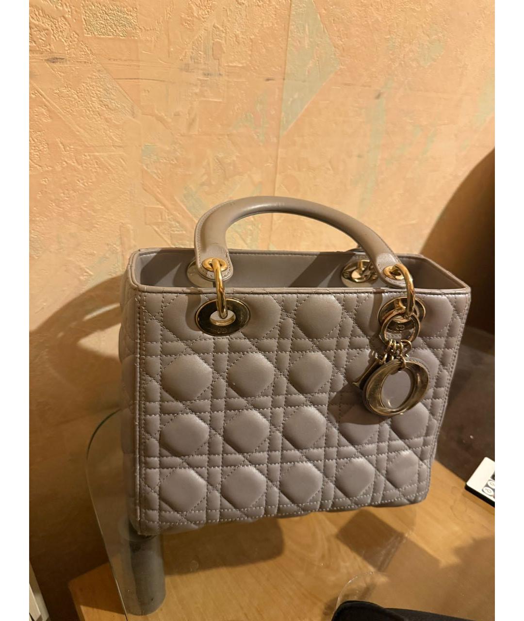 CHRISTIAN DIOR Серая кожаная сумка с короткими ручками, фото 2