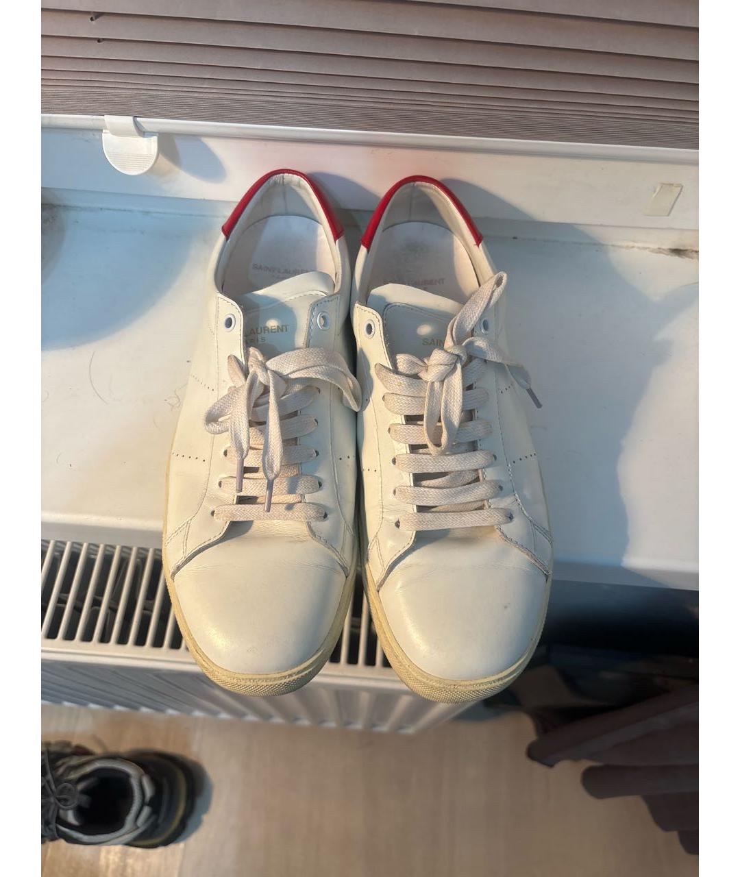 SAINT LAURENT Белые кожаные низкие кроссовки / кеды, фото 2