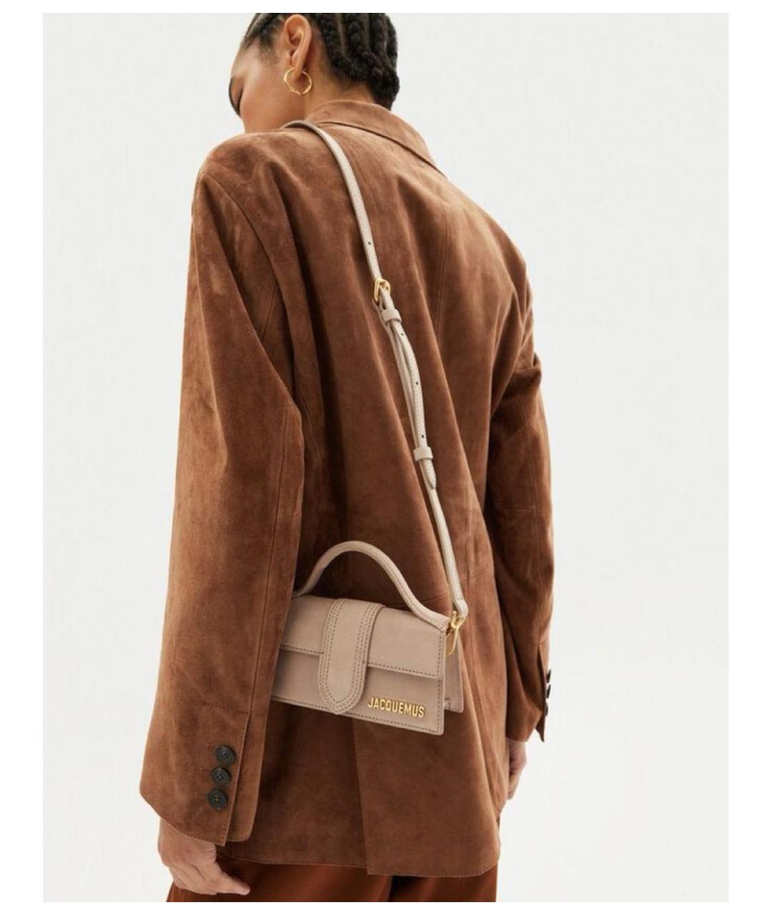 JACQUEMUS Бежевая замшевая сумка с короткими ручками, фото 6