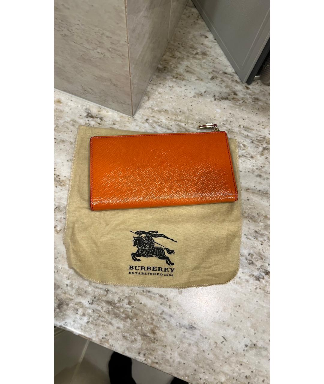 BURBERRY Оранжевый кожаный кошелек, фото 6