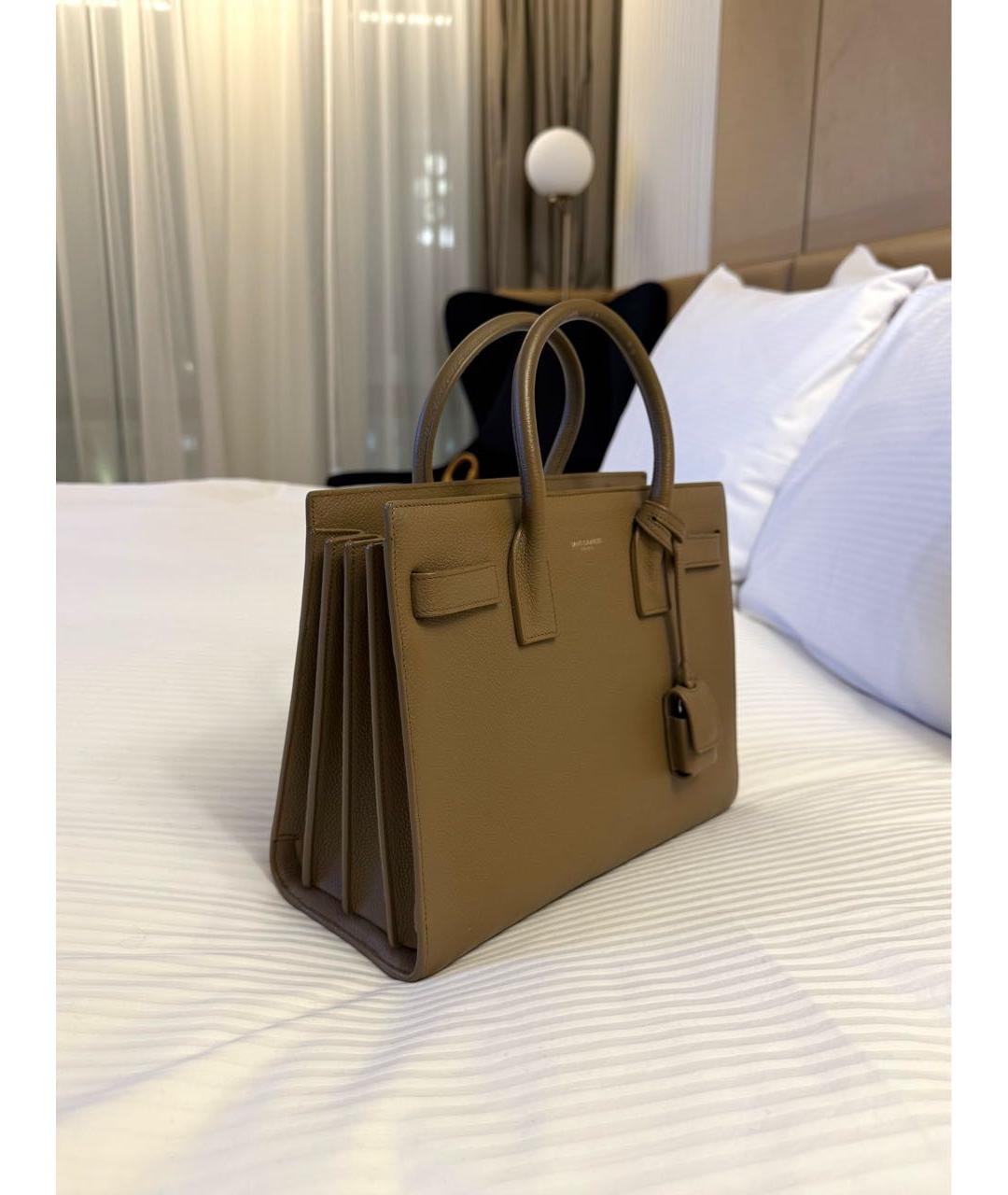 SAINT LAURENT Коричневая кожаная сумка с короткими ручками, фото 2