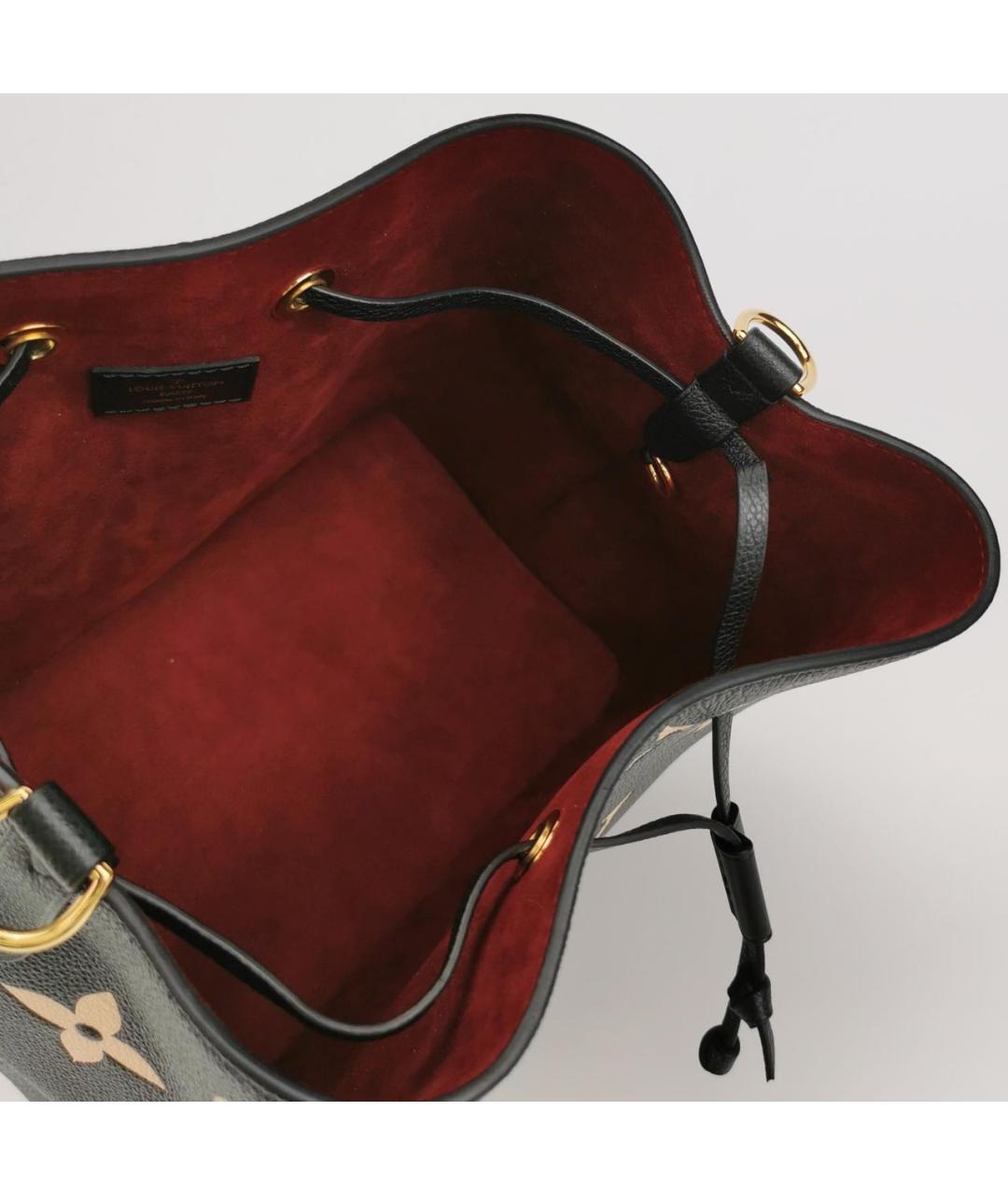 LOUIS VUITTON Черная кожаная сумка с короткими ручками, фото 6