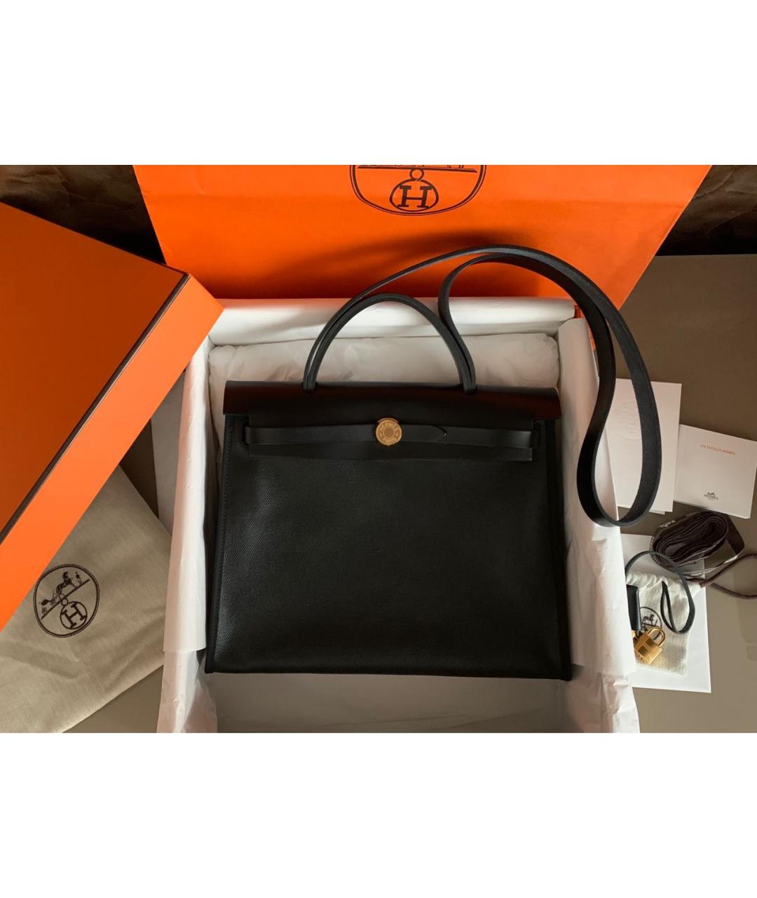 HERMES Черная кожаная сумка с короткими ручками, фото 8