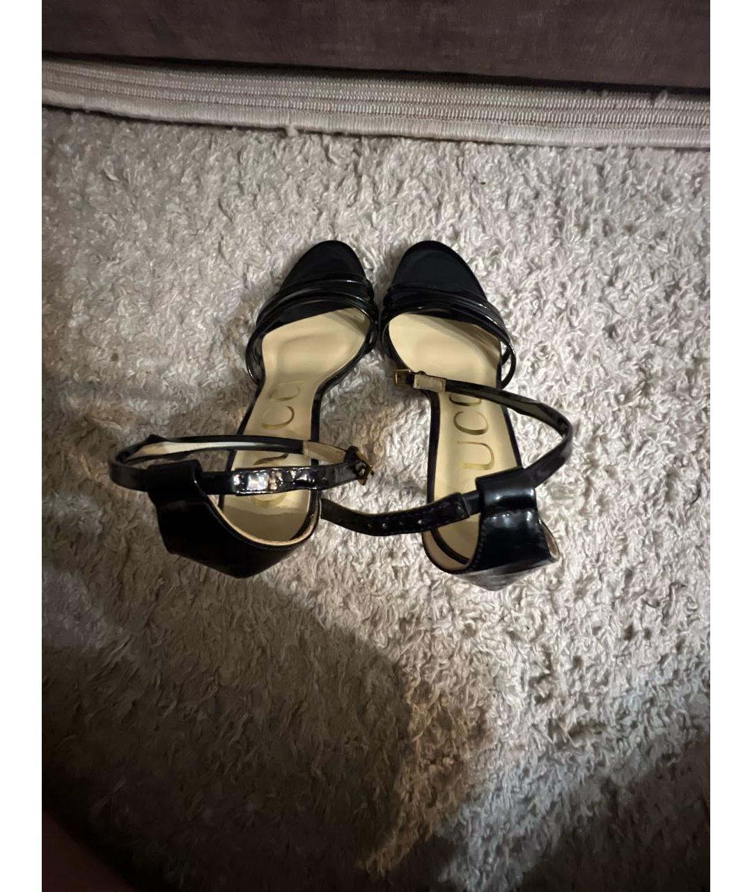 GUCCI Черные босоножки из лакированной кожи, фото 3