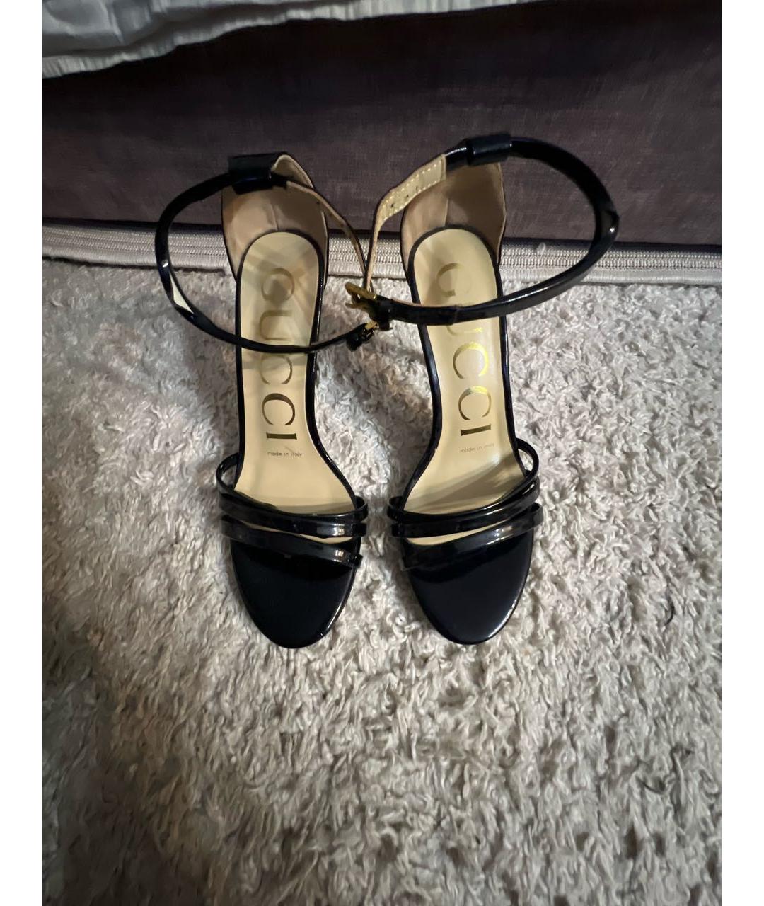 GUCCI Черные босоножки из лакированной кожи, фото 2