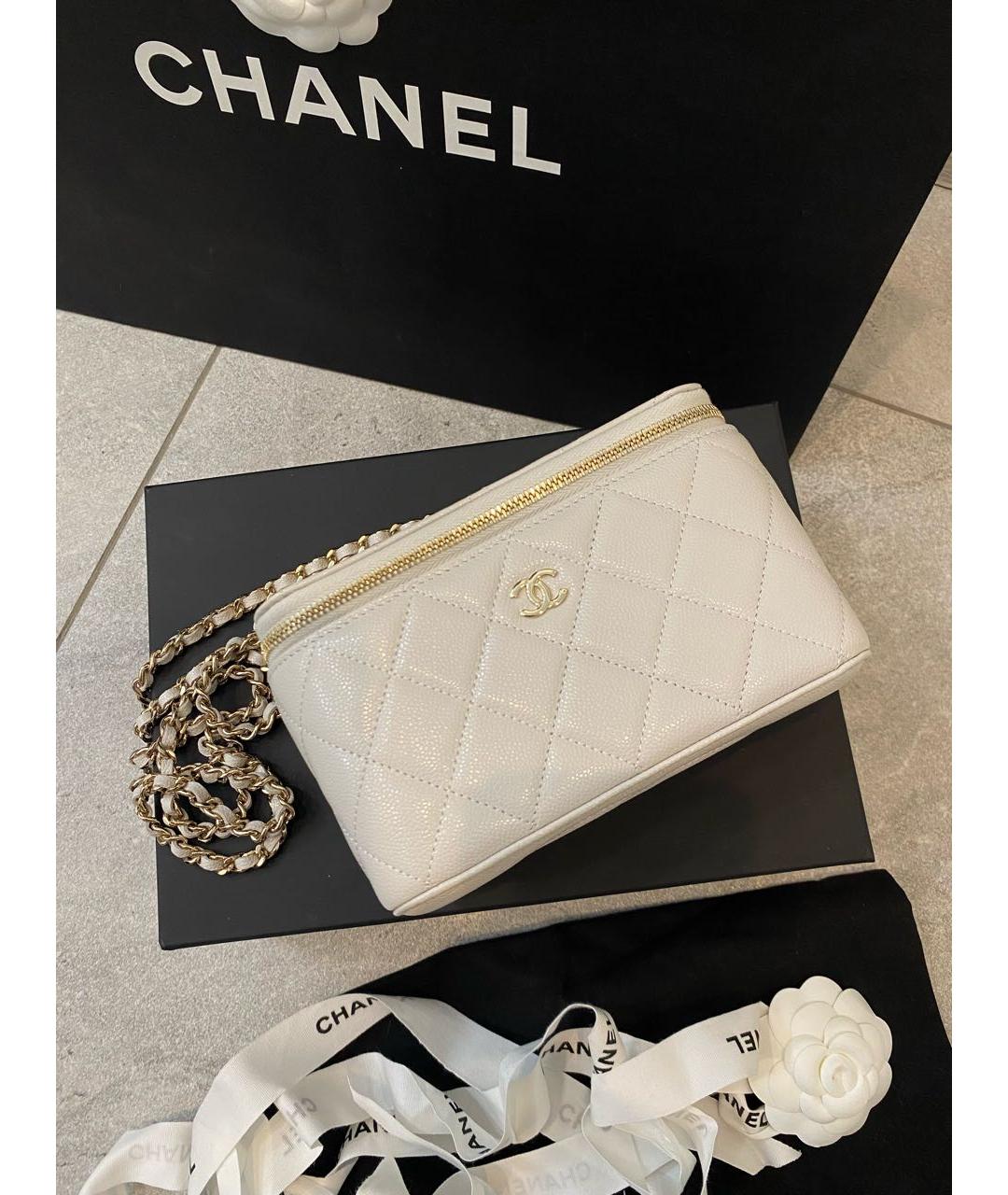 CHANEL Белая кожаная сумка через плечо, фото 6