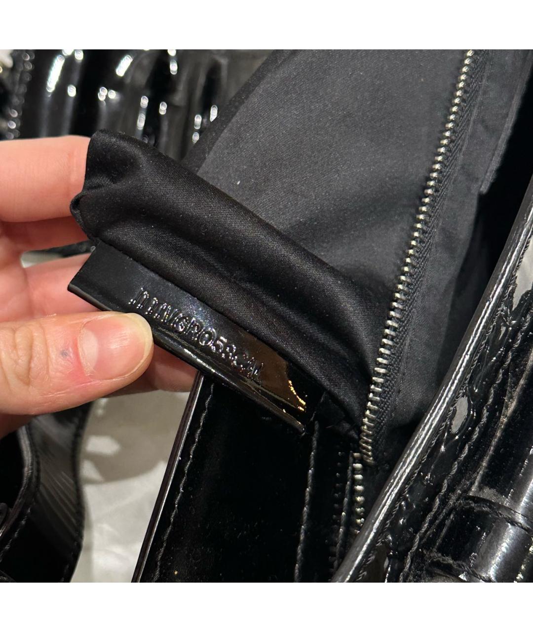 BURBERRY Черная сумка с короткими ручками из лакированной кожи, фото 7
