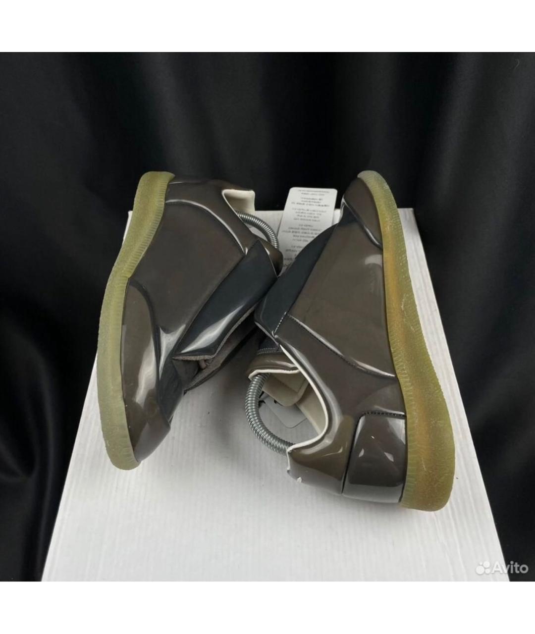 MAISON MARGIELA Антрацитовые низкие кроссовки / кеды из лакированной кожи, фото 4