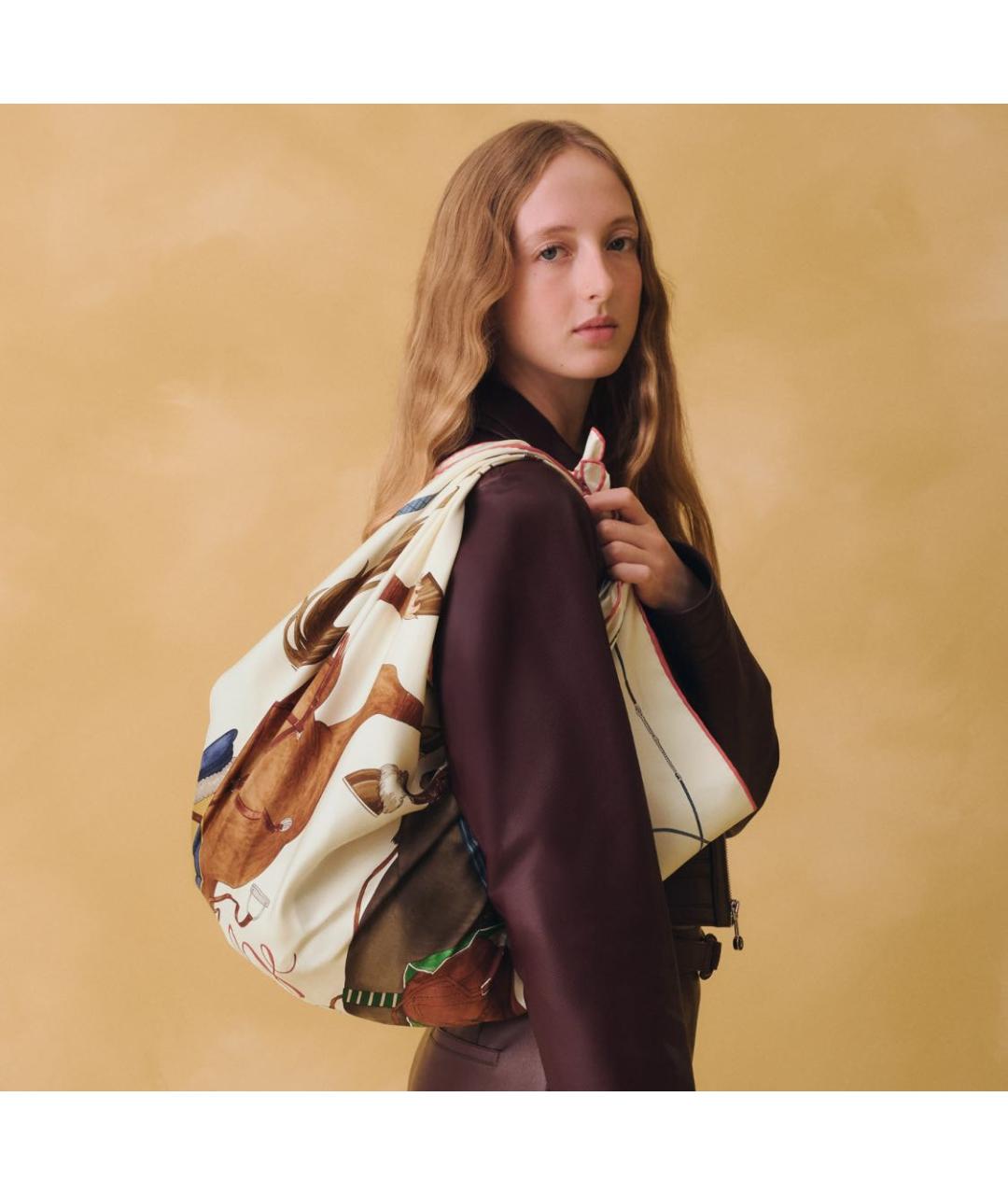 HERMES Бежевый шелковый платок, фото 3