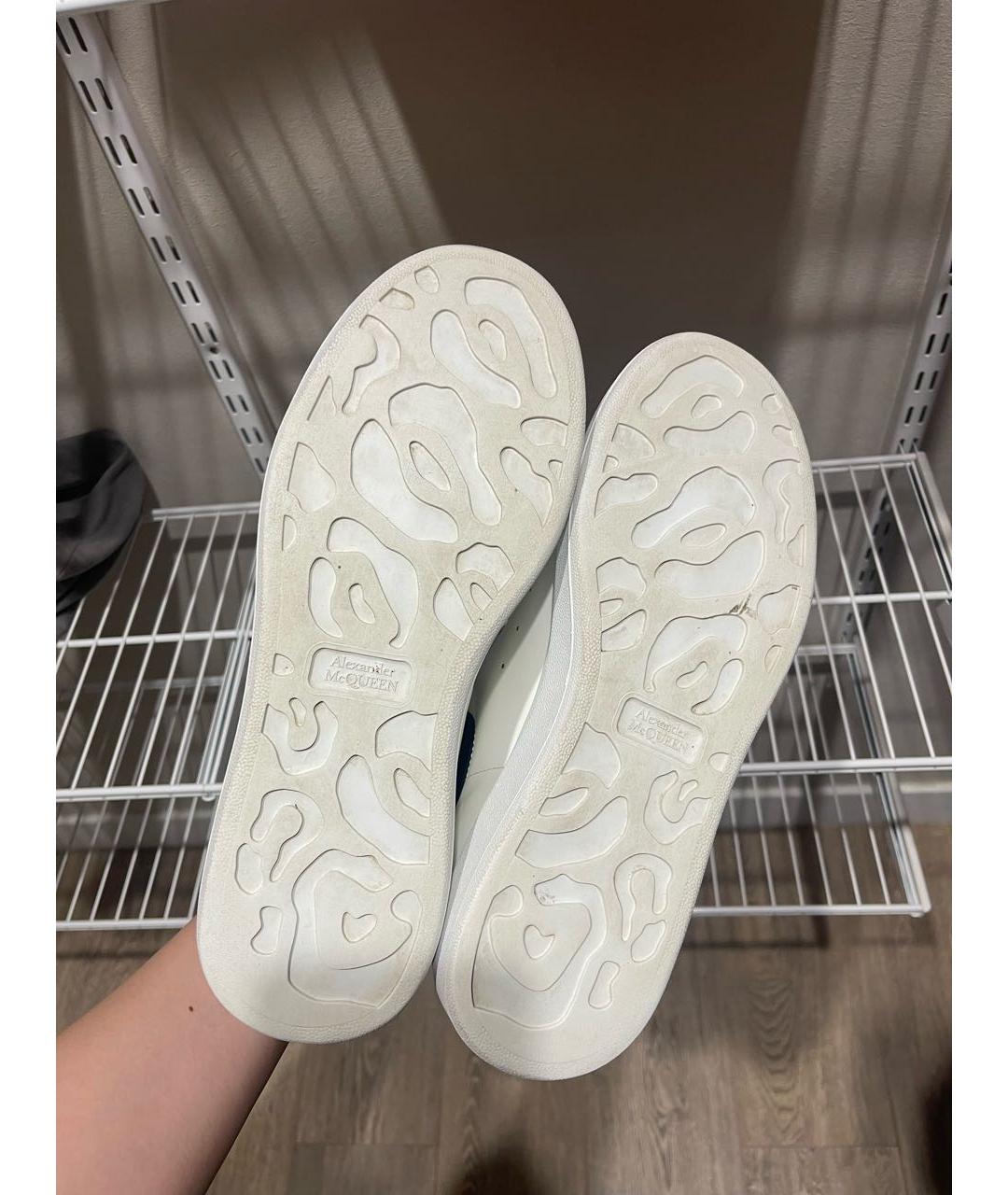 ALEXANDER MCQUEEN Белые кожаные низкие кроссовки / кеды, фото 6