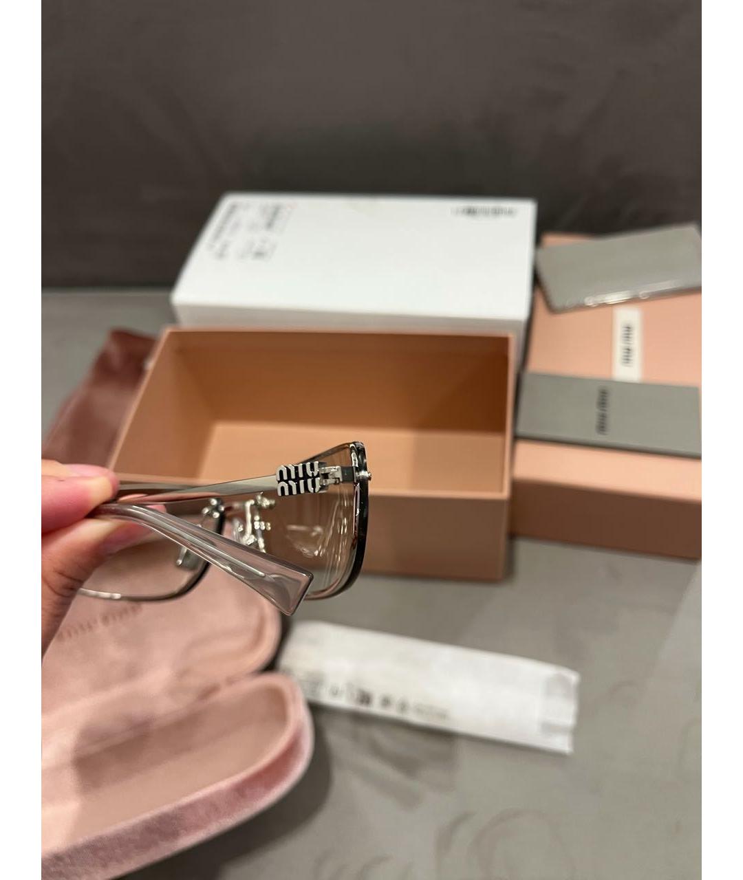 MIU MIU Серебряные металлические солнцезащитные очки, фото 5