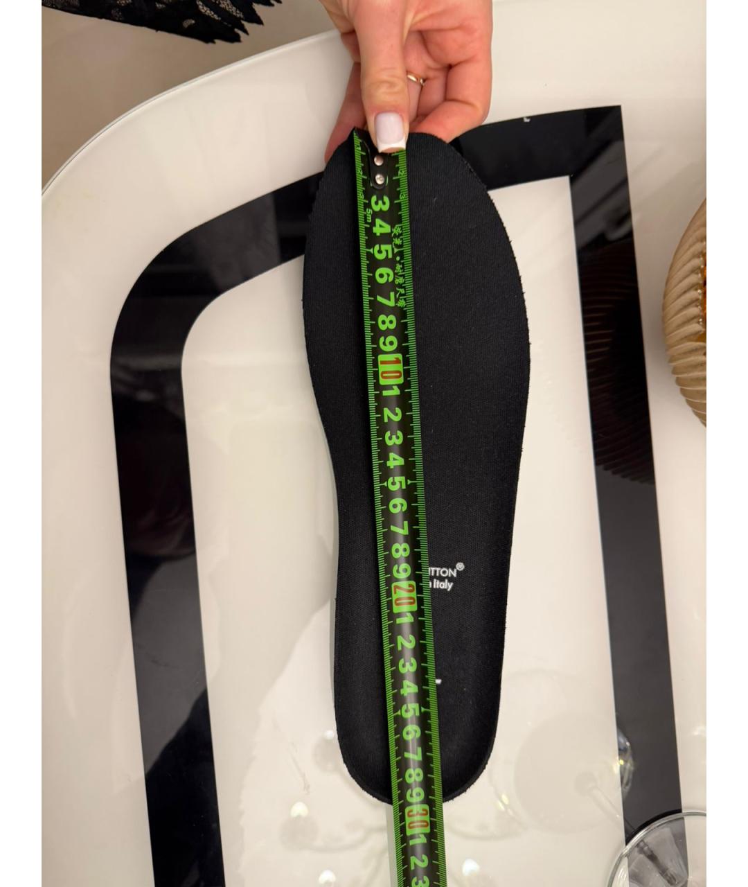 LOUIS VUITTON Черные кожаные низкие кроссовки / кеды, фото 6