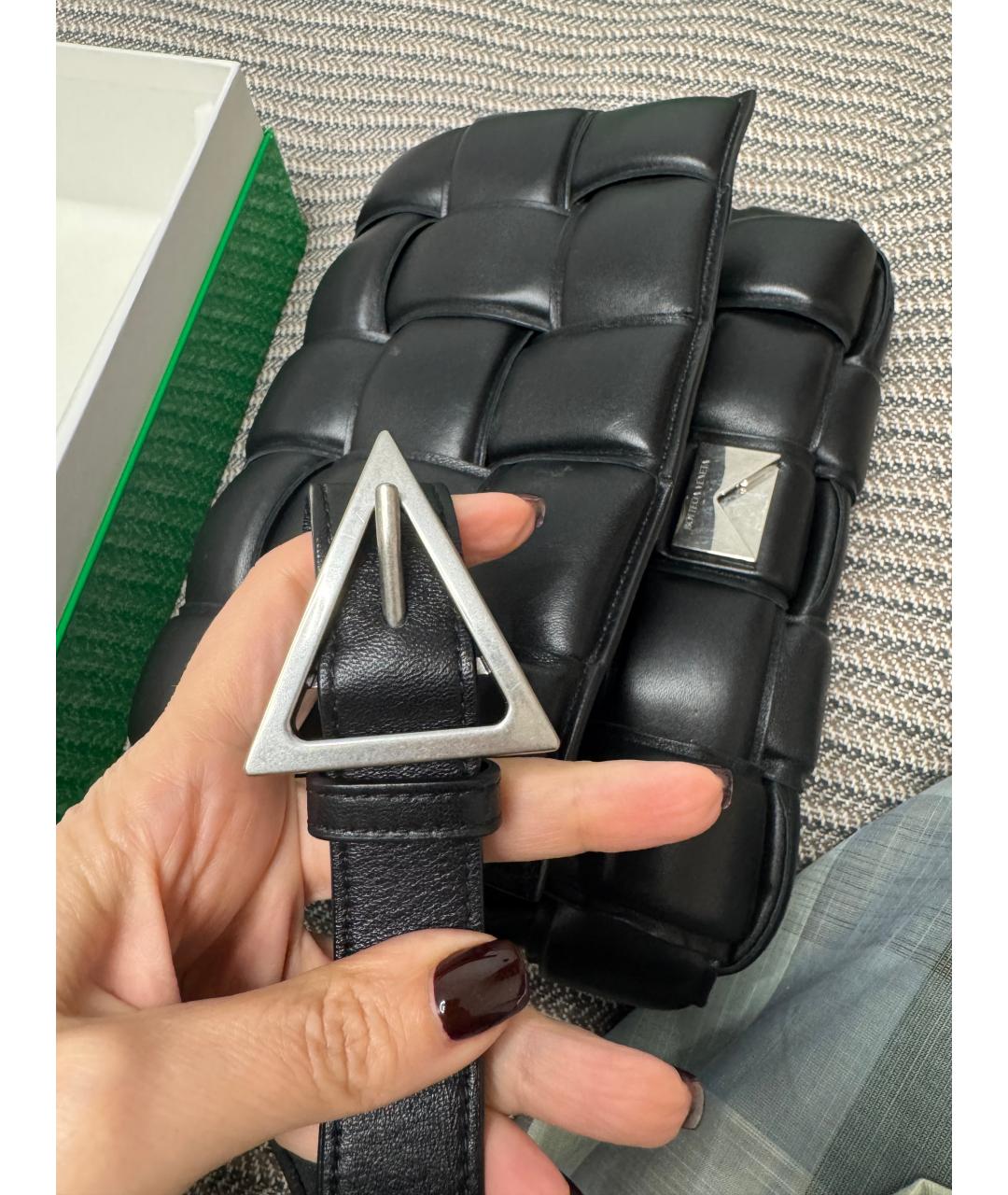 BOTTEGA VENETA Черная кожаная сумка через плечо, фото 5