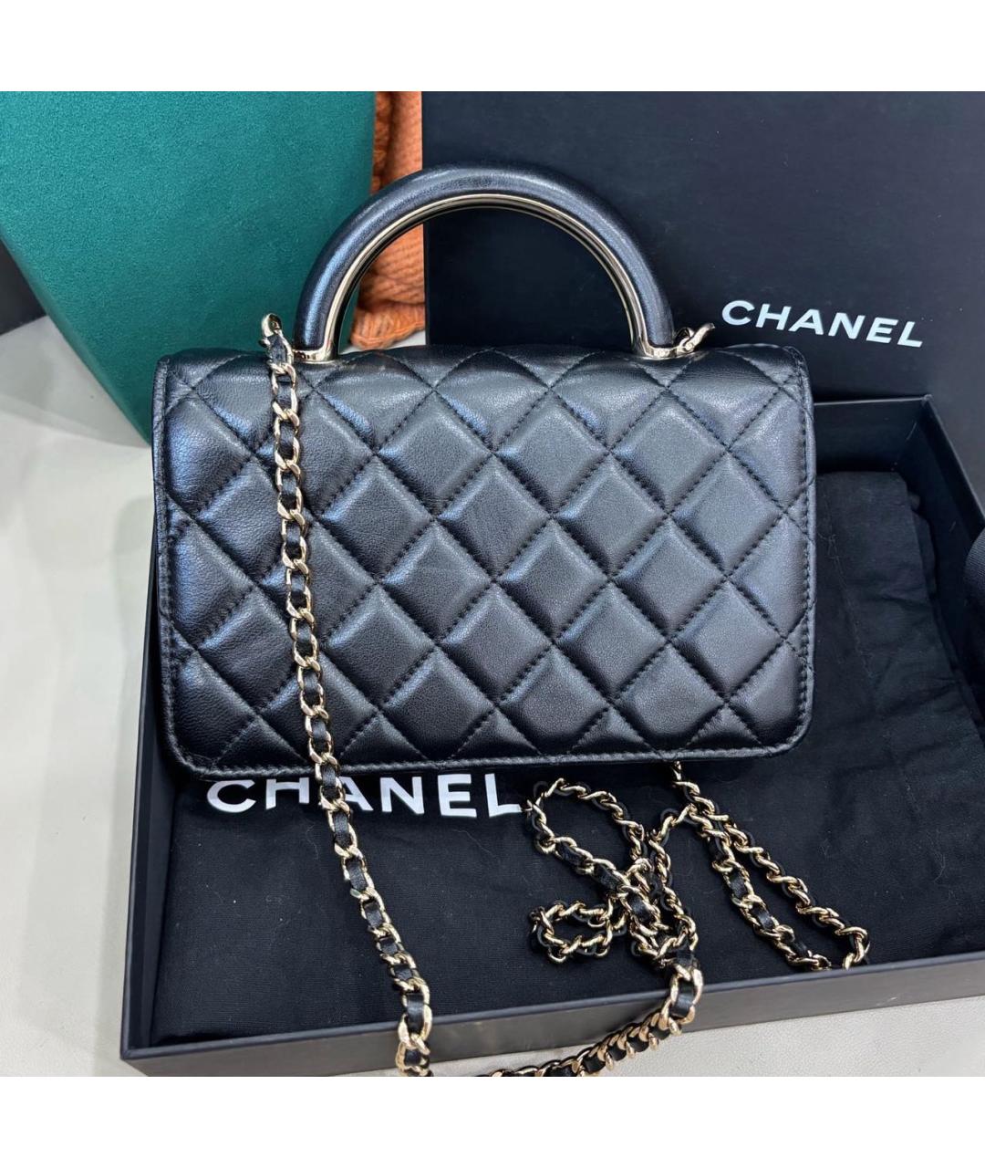 CHANEL Черная кожаная сумка через плечо, фото 3