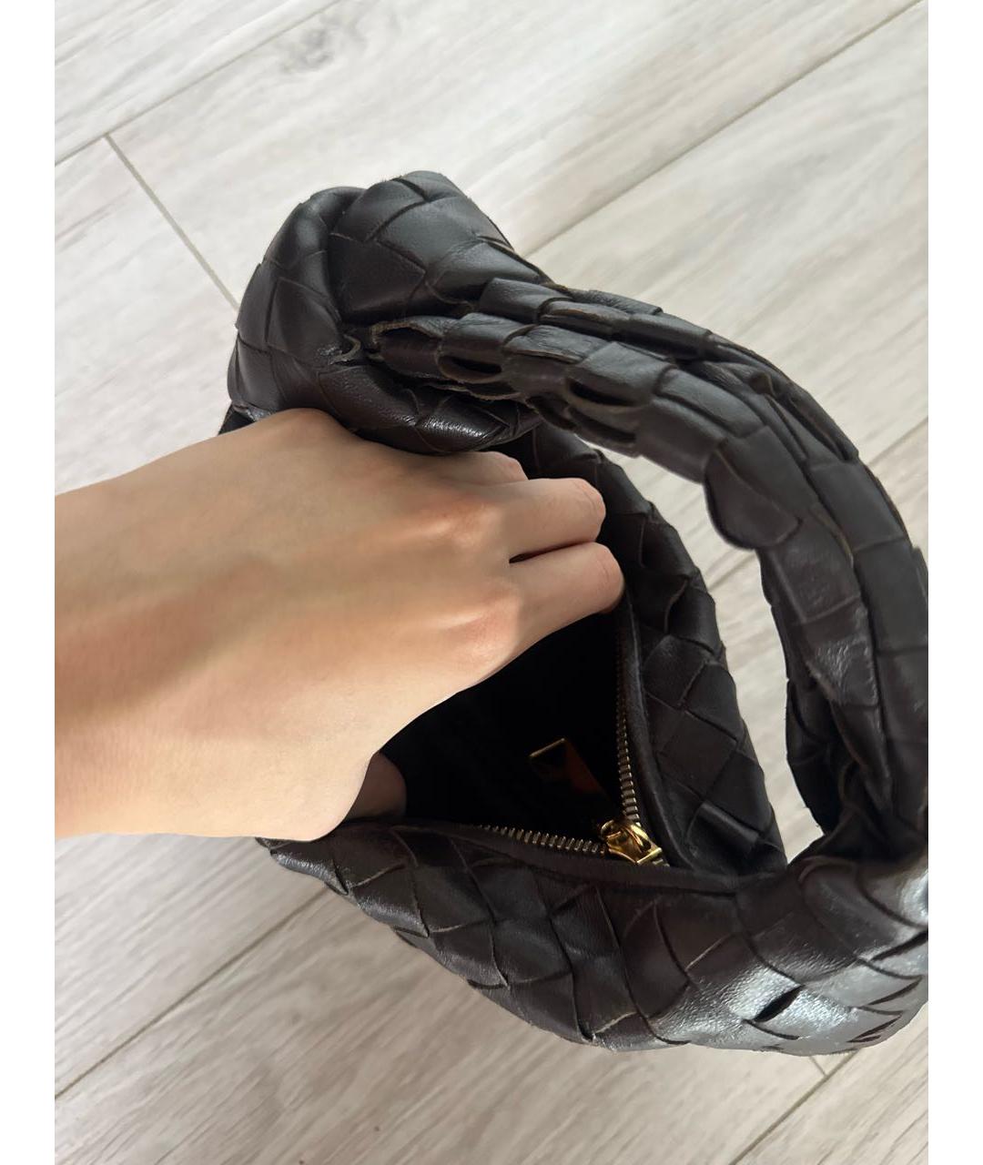 BOTTEGA VENETA Коричневая кожаная сумка с короткими ручками, фото 4