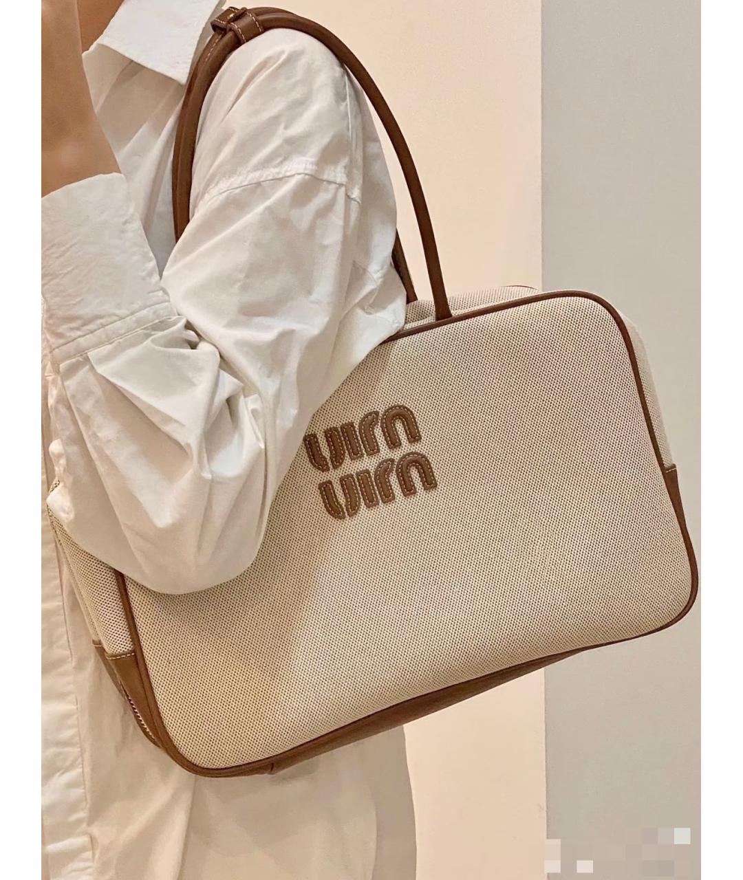 MIU MIU Бежевая деним сумка с короткими ручками, фото 7