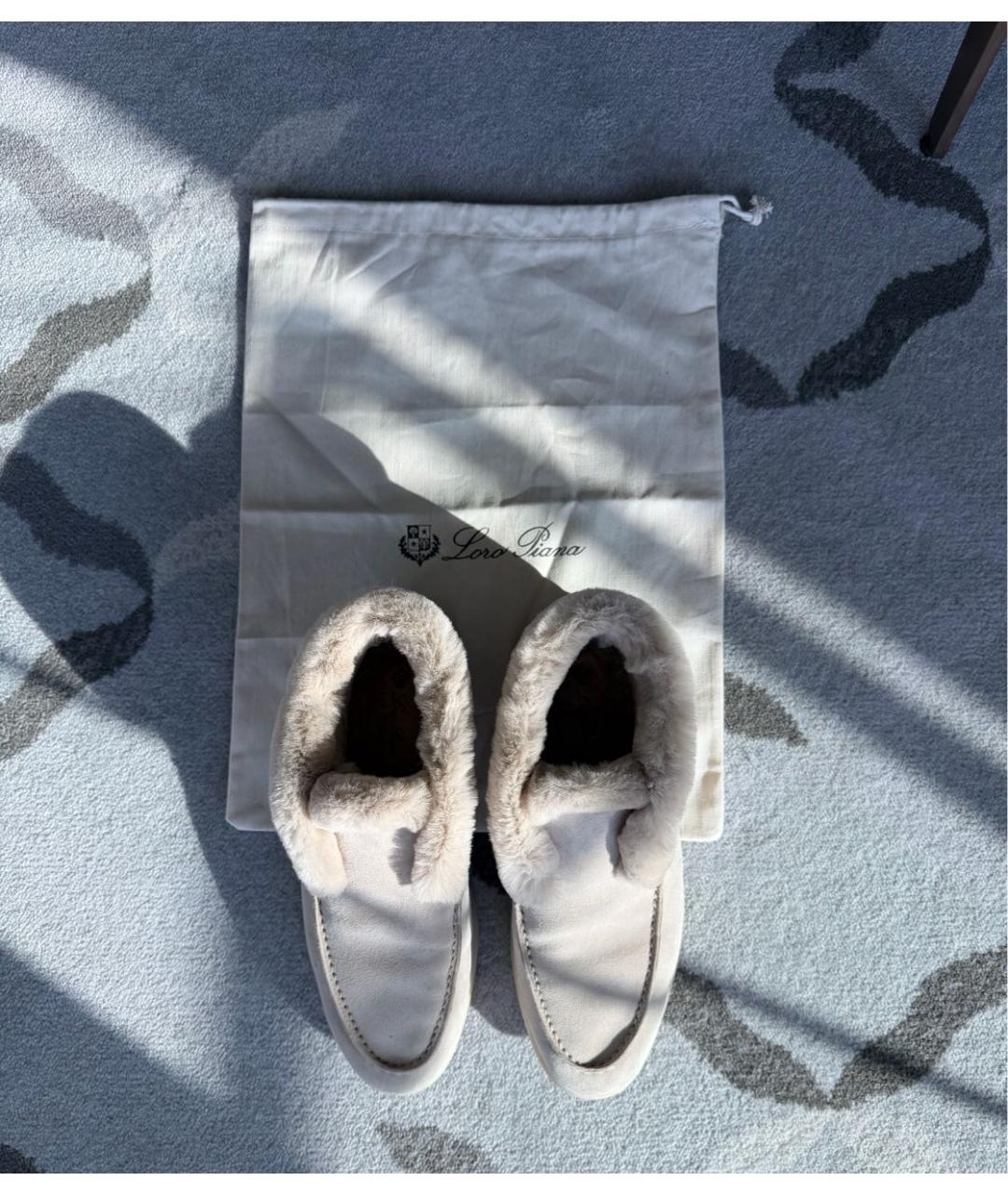 LORO PIANA Бежевые замшевые лоферы, фото 2