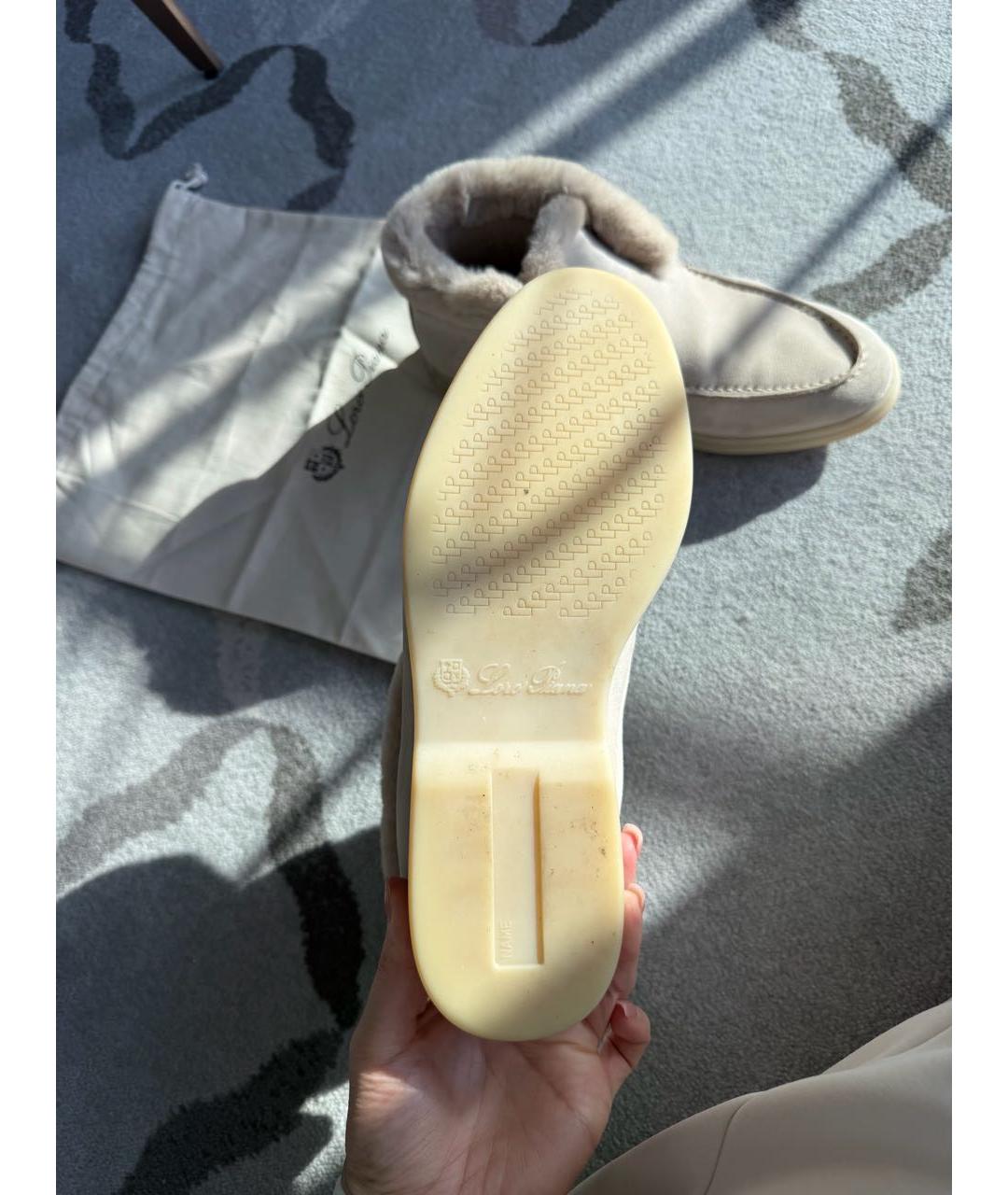 LORO PIANA Бежевые замшевые лоферы, фото 5