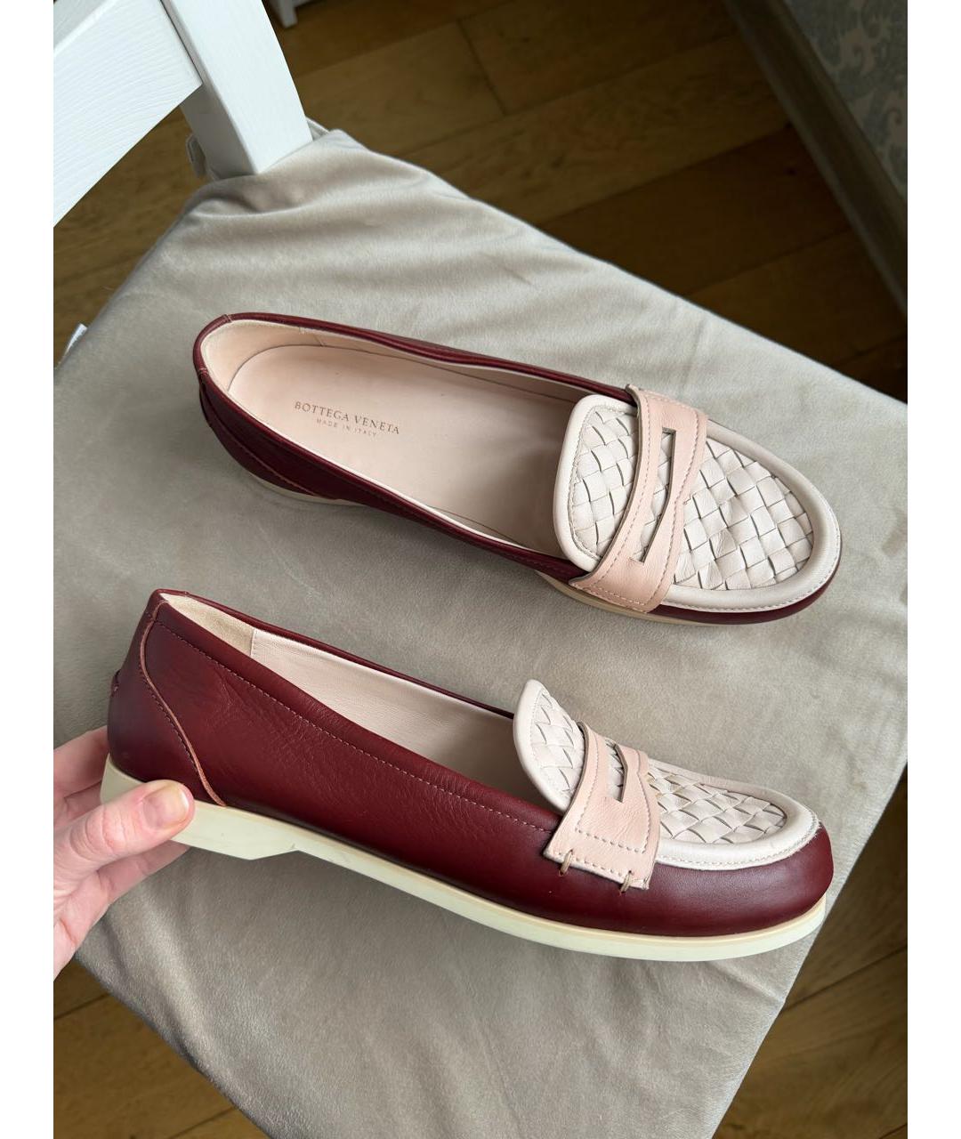 BOTTEGA VENETA Бордовые кожаные лоферы, фото 3