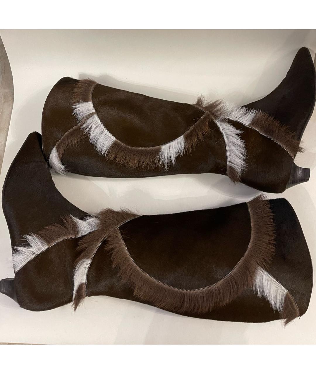 FERRAGAMO Коричневые сапоги из экзотической кожи, фото 5