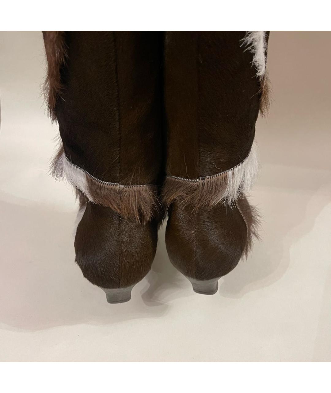 FERRAGAMO Коричневые сапоги из экзотической кожи, фото 4