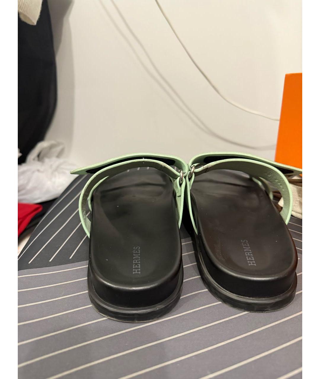 HERMES Салатовые кожаные шлепанцы, фото 3