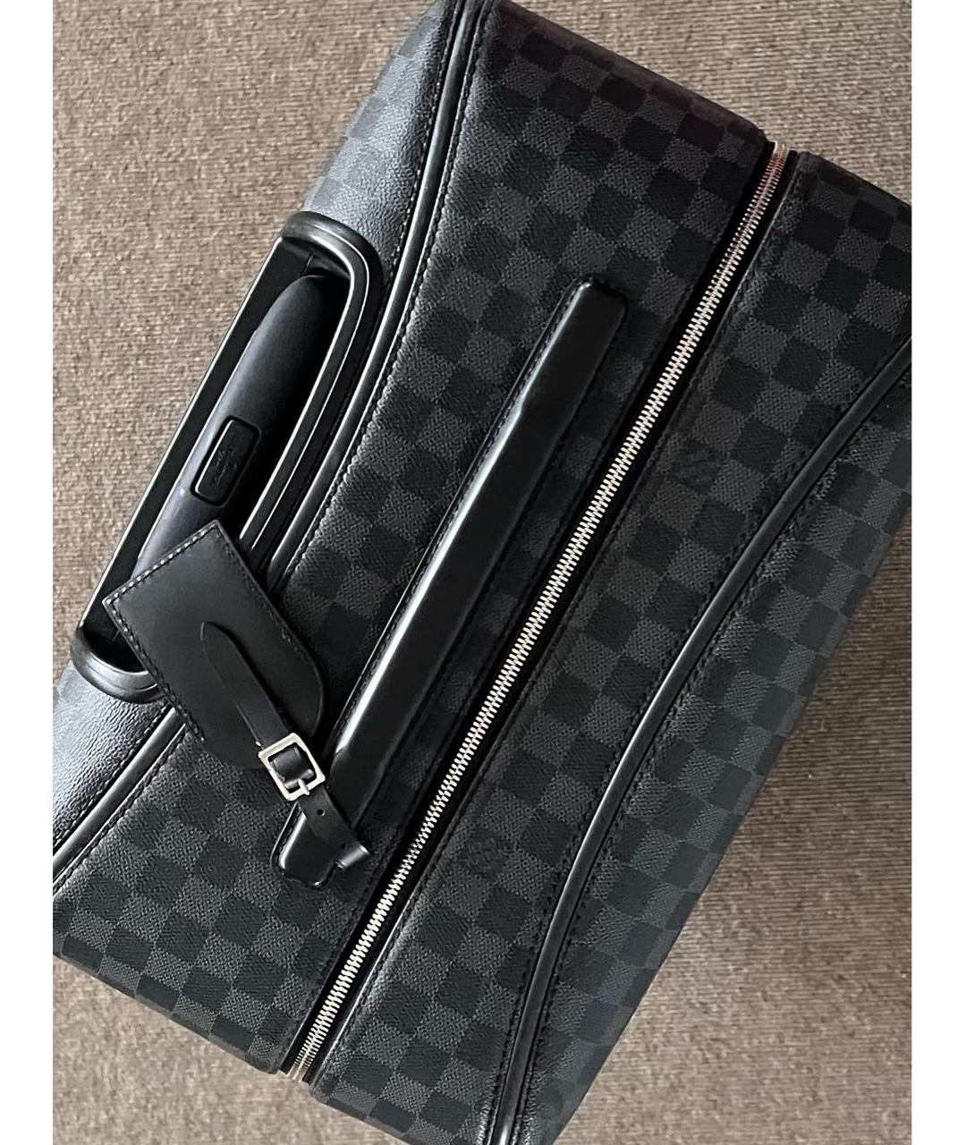 LOUIS VUITTON Серый кожаный чемодан, фото 8