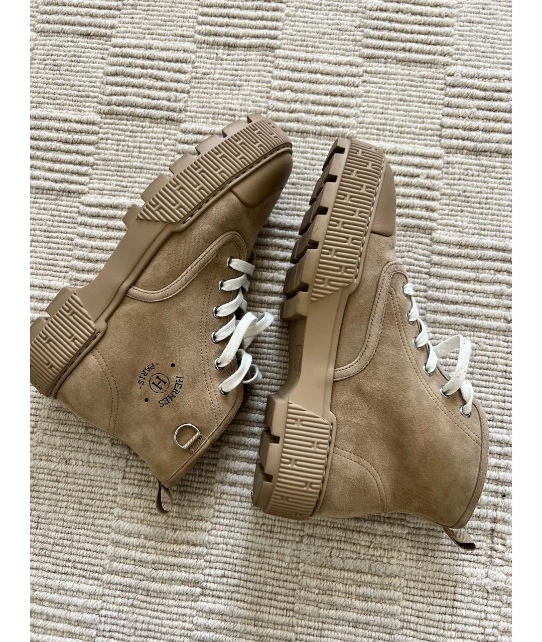 HERMES Бежевые замшевые ботинки, фото 6