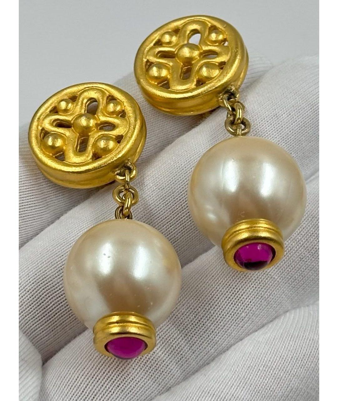 GIVENCHY Золотые металлические клипсы, фото 4