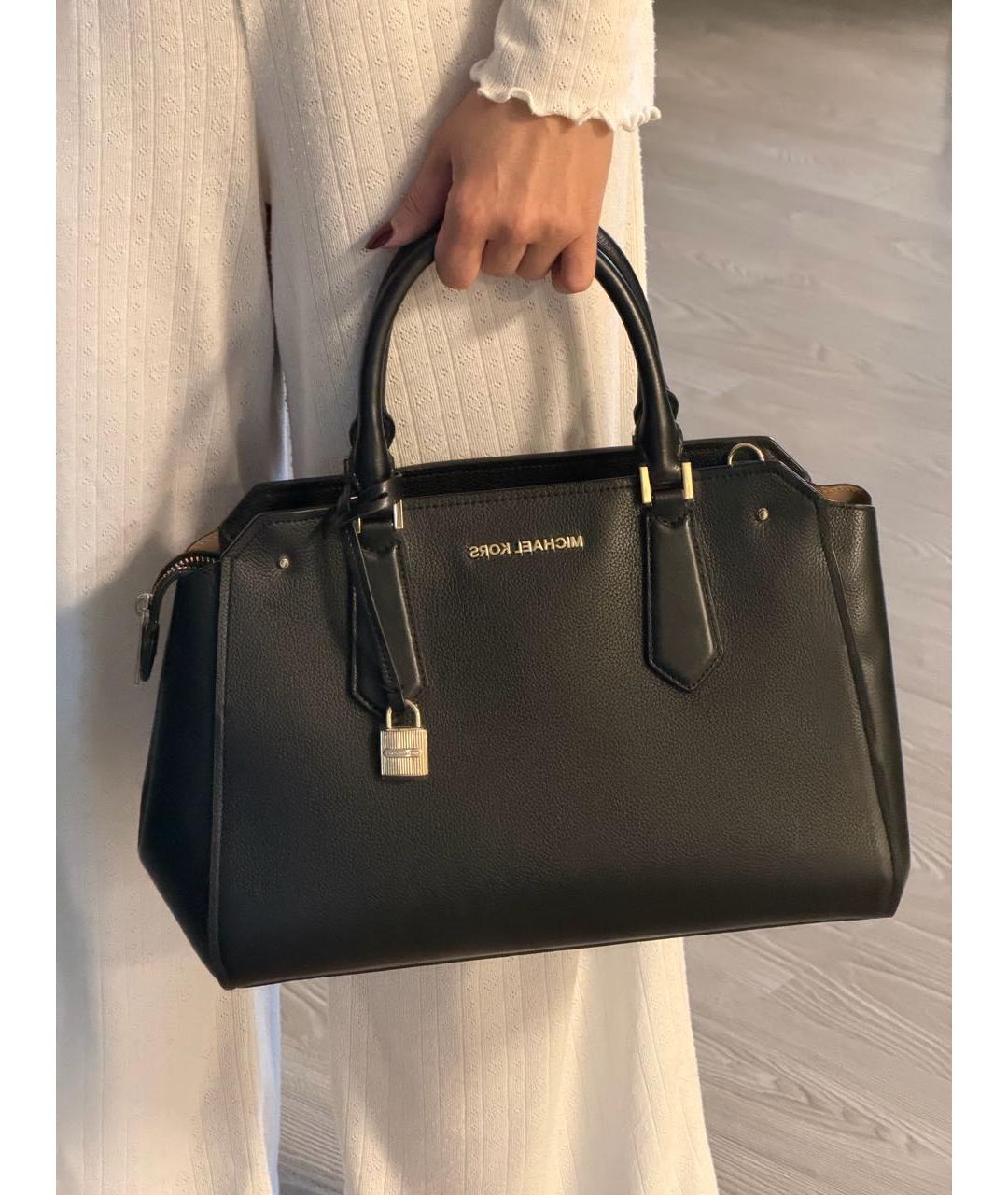 MICHAEL KORS Черная кожаная сумка с короткими ручками, фото 5